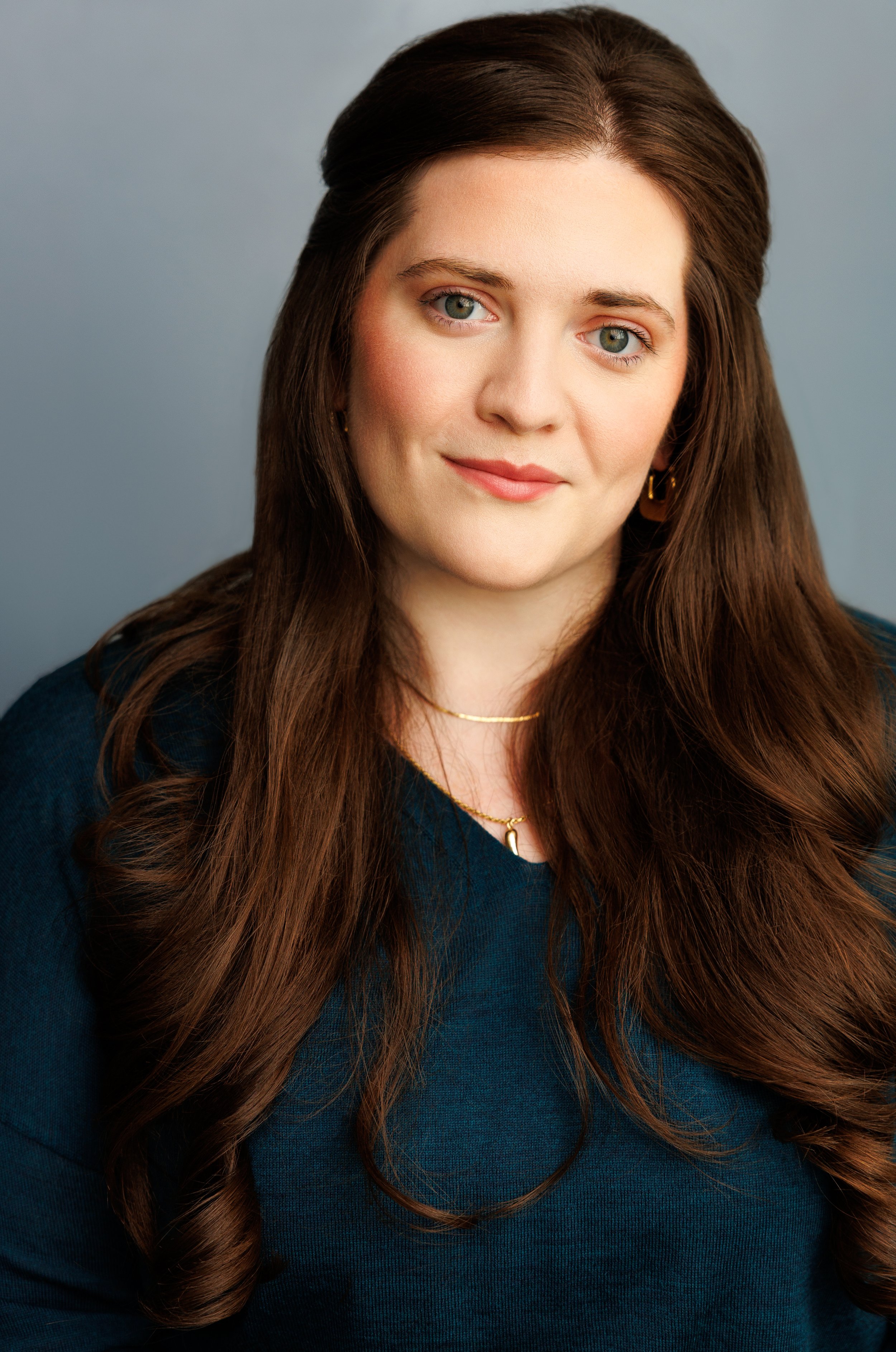 Mariah Headshot-3.jpg