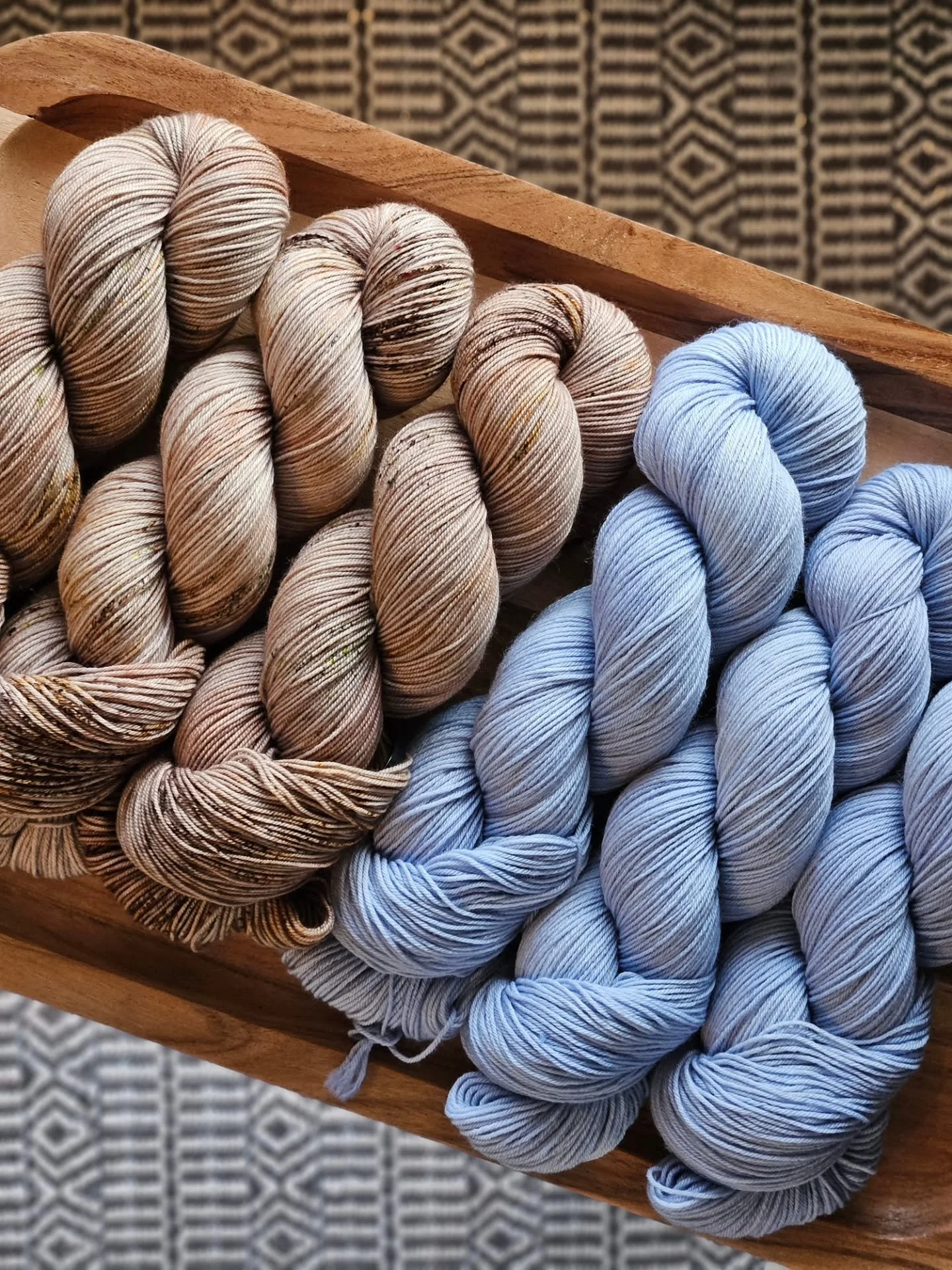 Let's kick off this party! Its time for January's Color of the Month!

CRISPY, CRUNCHY &amp; MISSED HUE

Crispy, Crunchy is the current state of the high plains of Colorado. Dry. Dry. Dry. Brown. And sooo dusty and windy. But even in the drought ther