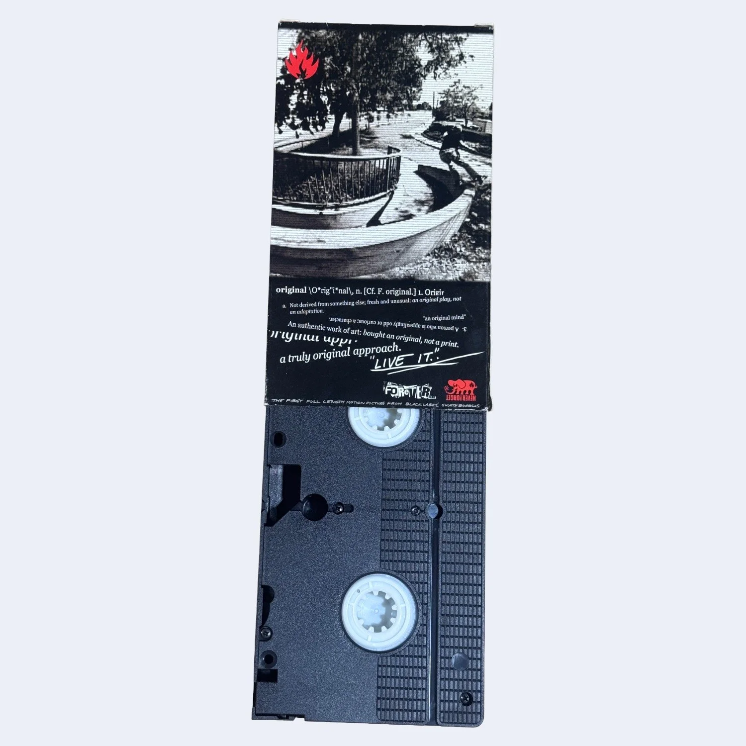 Label_kills_vhs_Black_label_Skateboard_video_02.jpeg