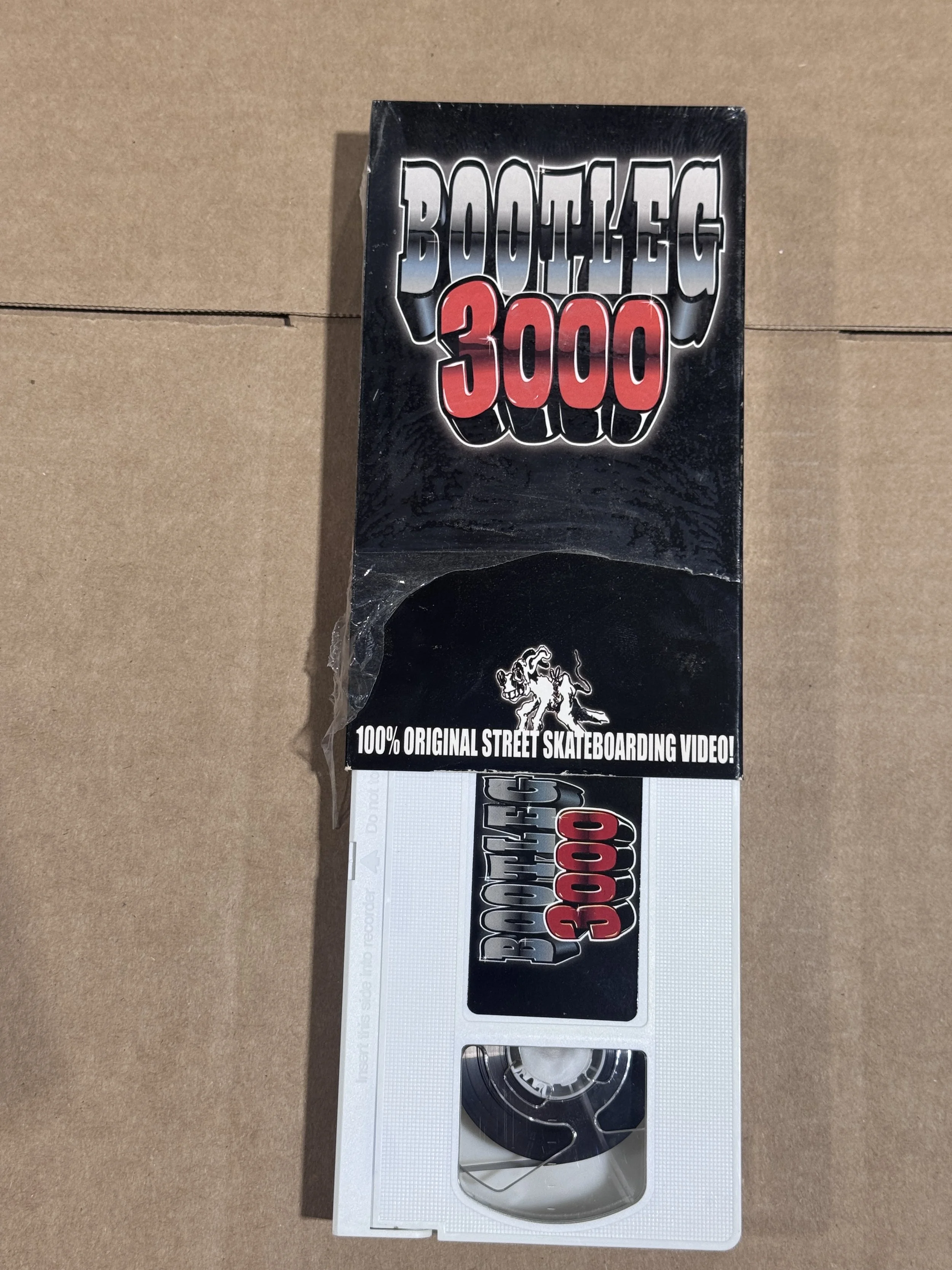 BOOTLEG_3000_SKATEBOARDS_VIDEO_VHS_02.JPG