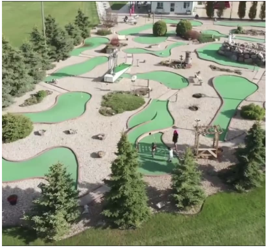 Joe's Mini Golf photo 3