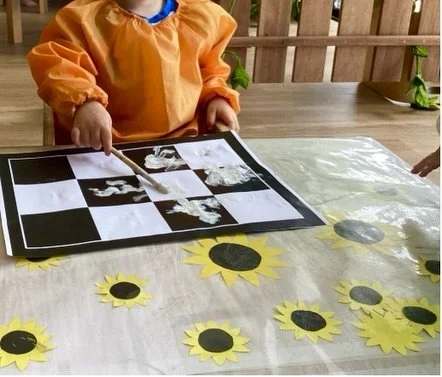 🎨 Recently in the art Studio, our artists were working from several art prompts from Great artists in history like Kadinsky and Australian contemporary Artist Margaret Preston.

The emphasis was focus on contrast highlighting the use of black and w