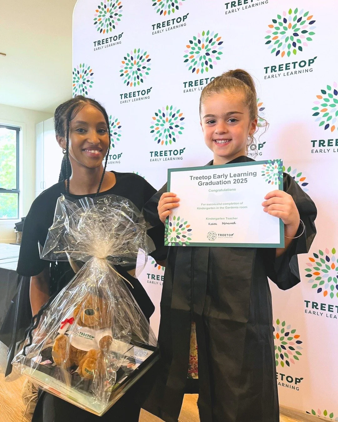 🎓✨Congratulations to our little graduates from Treetop Early Learning!

From learning, to discovering the world with curiosity, you've grown in so many beautiful ways. 

We're so proud of each milestone and every big smile along the way 💚

 #Treeto