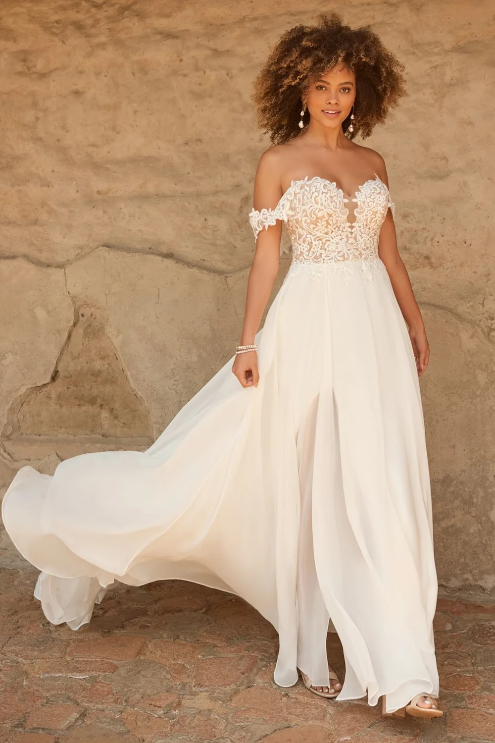 Maggie Sottero Chantal Wedding Dress for sale in Sacramento