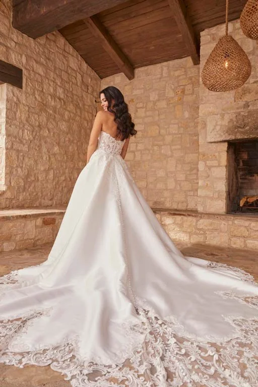 Serene by Madi Lane - Astoria || Serene Wedding Dresses in Sacramento Starting at $1,295 Olive & Ivory Serene by Madi Lane - Astoria || Serene Wedding Dresses in Sacramento Starting at $1,295 Olive & Ivory