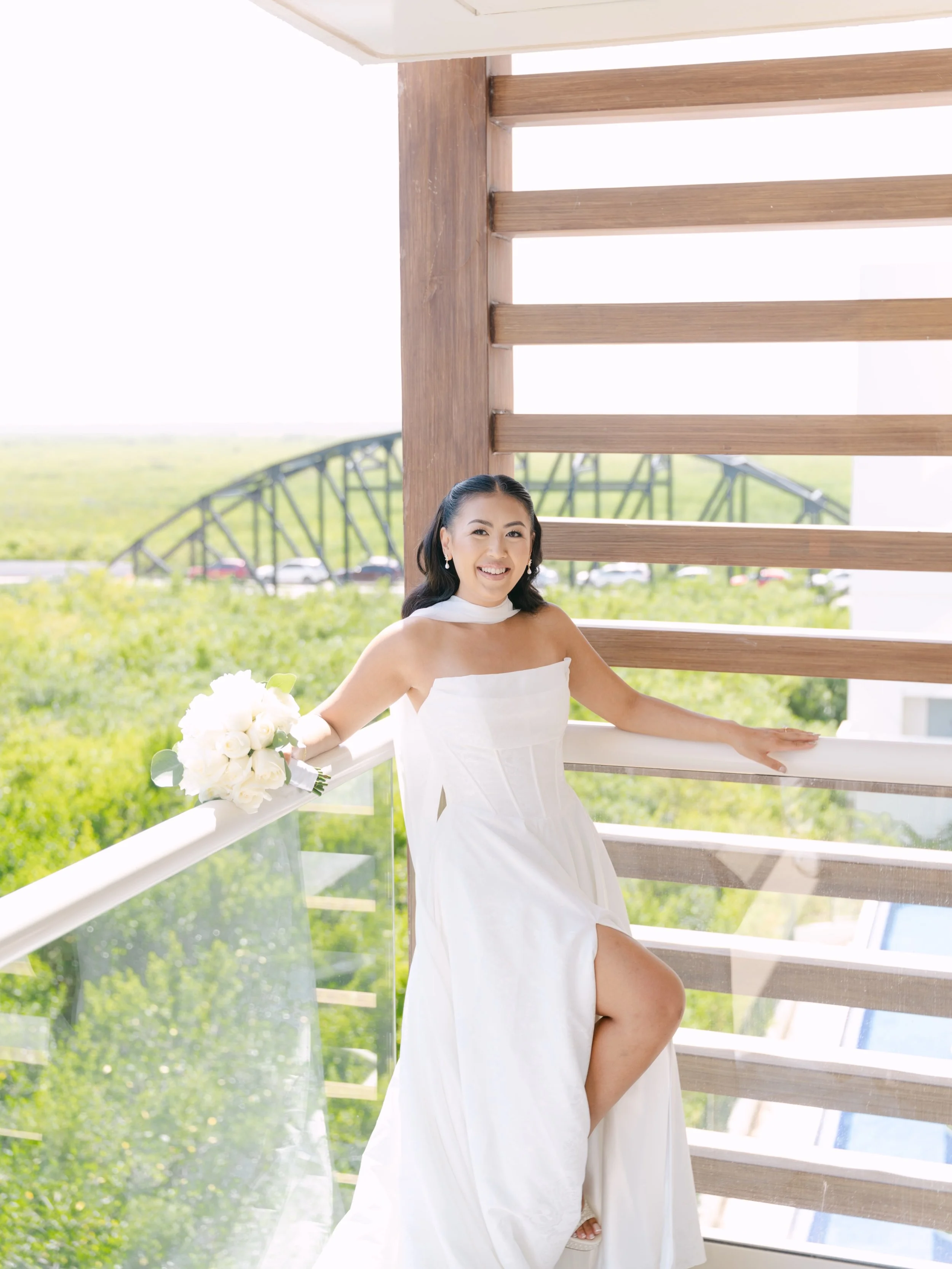 Effortless love and timeless romance 🤍

Our beautiful bride Jennifer looked stunning in Greer by Serene by Madi Lane, a floral jacquard gown with a structured bodice, soft cowl detail, and full circle skirt with pockets!

Congratulations to Jennifer