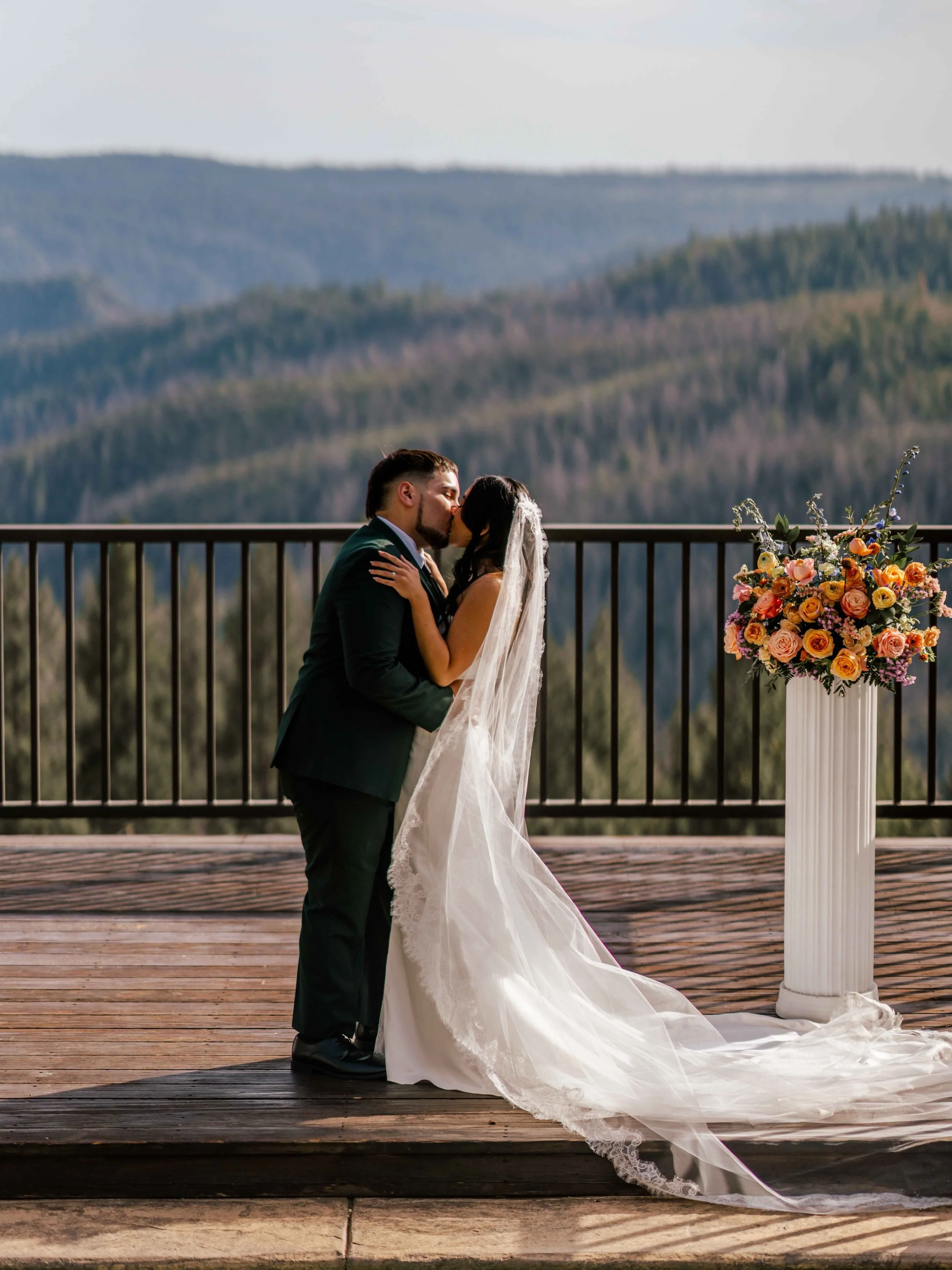 A love worth celebrating 🤍

Congratulations to Ariana &amp; Mark! Wishing you both a lifetime of love and happiness 🥂✨

Dress: @lamourbycallablanche 
Alterations: @thealterationssuite
Photography: @lukeistheblacksheep
Makeup: @maddydonohuemakeup
Ve