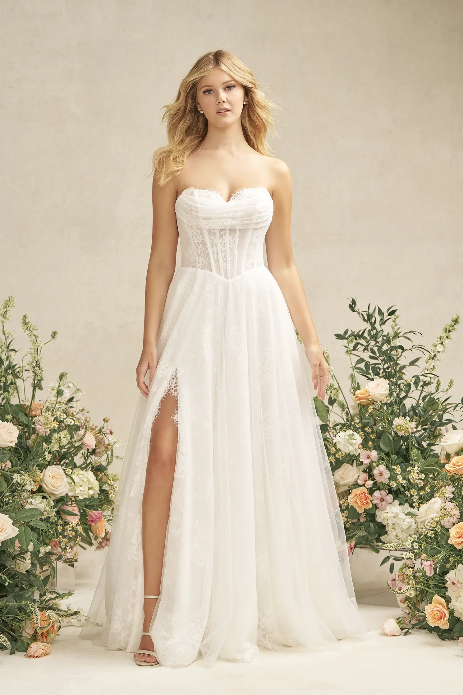 Plus Size Chantilly Lace Wedding Dress with Basque Waist and Slit