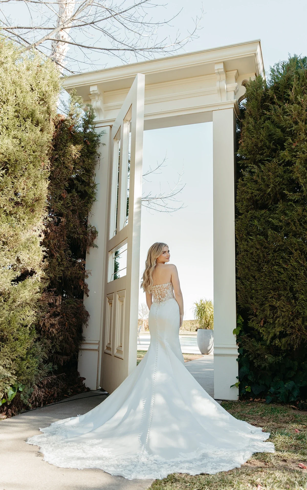 Sexy Strapless Sheer Fit-and-Flare Wedding Dress with Cutout Train
