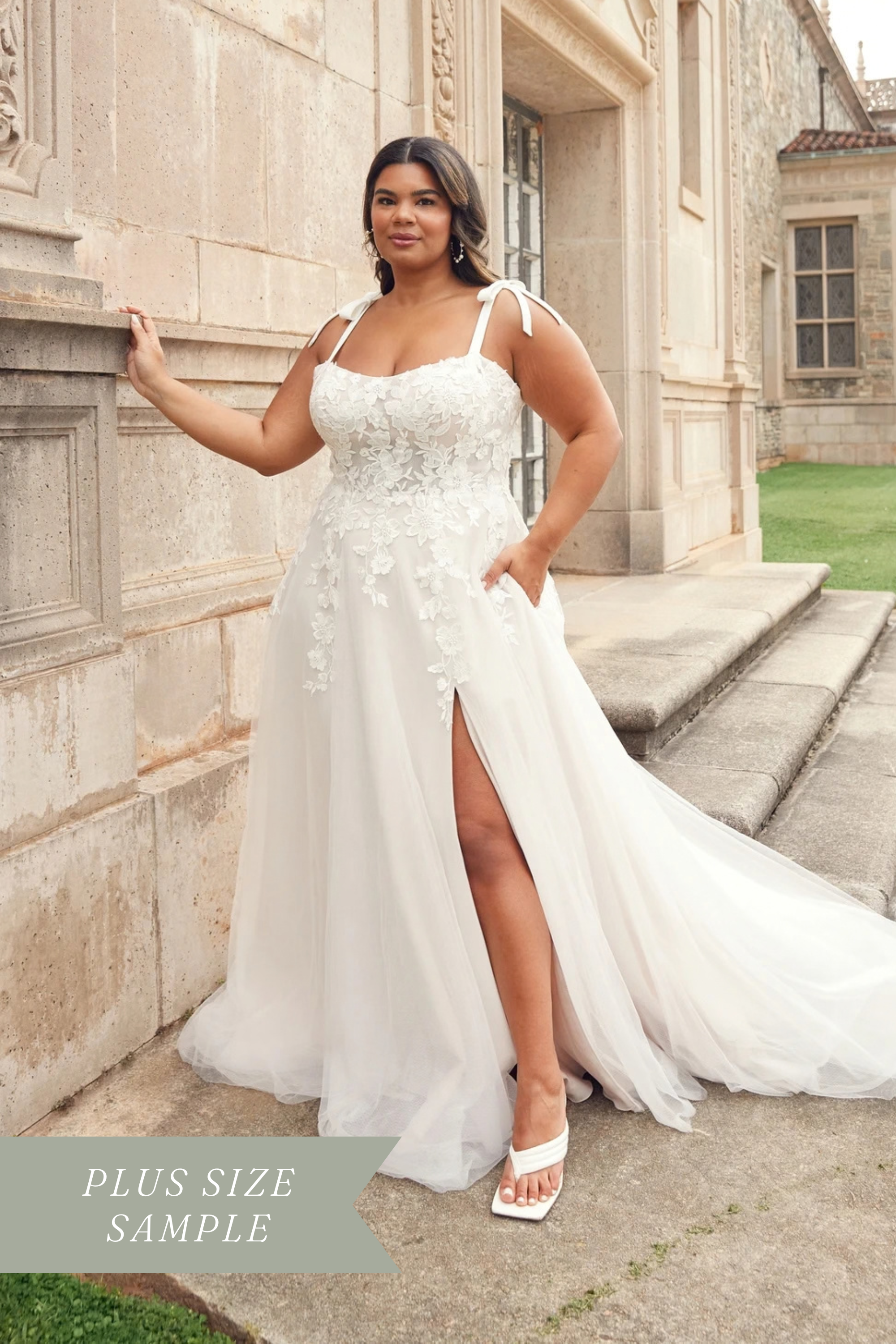 Romantic A-Line Plus Size Wedding Dress with Pockets