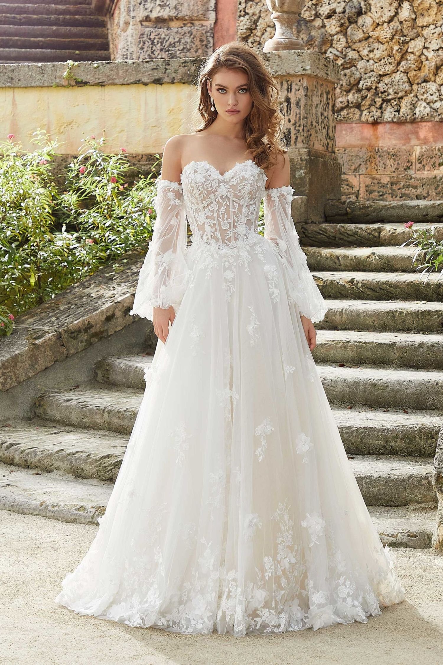 Lace Tulle Ball Gown Wedding Dress with Sweetheart Neckline