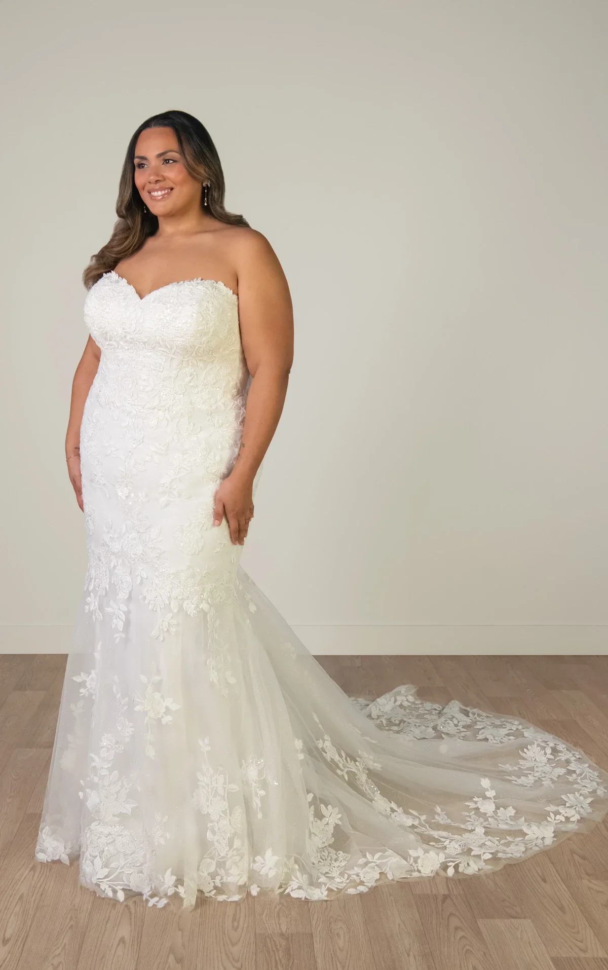 Plus Size Shimmering Lace and Tulle Trumpet Wedding Gown with Sequin Floral Appliqués