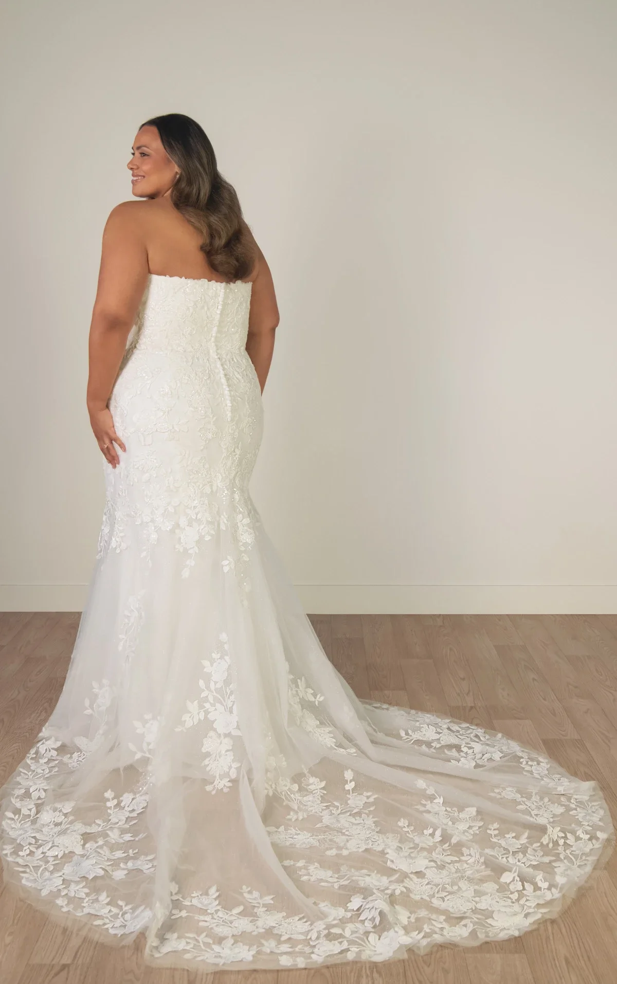 Plus Size Shimmering Lace and Tulle Trumpet Wedding Gown with Sequin Floral Appliqués