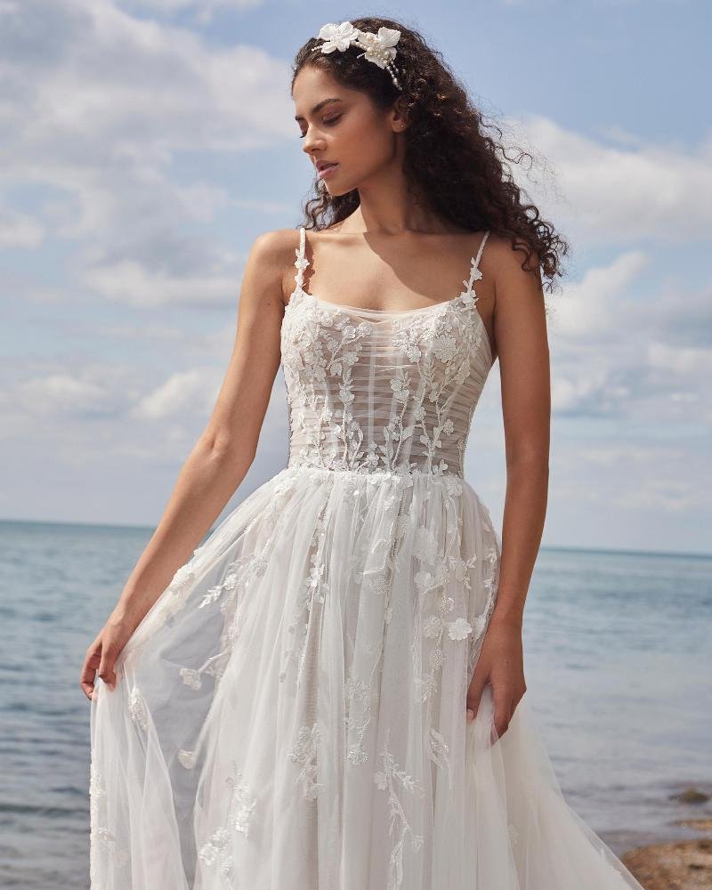 Spaghetti Strap A Line Tulle Wedding Dress with Long Train