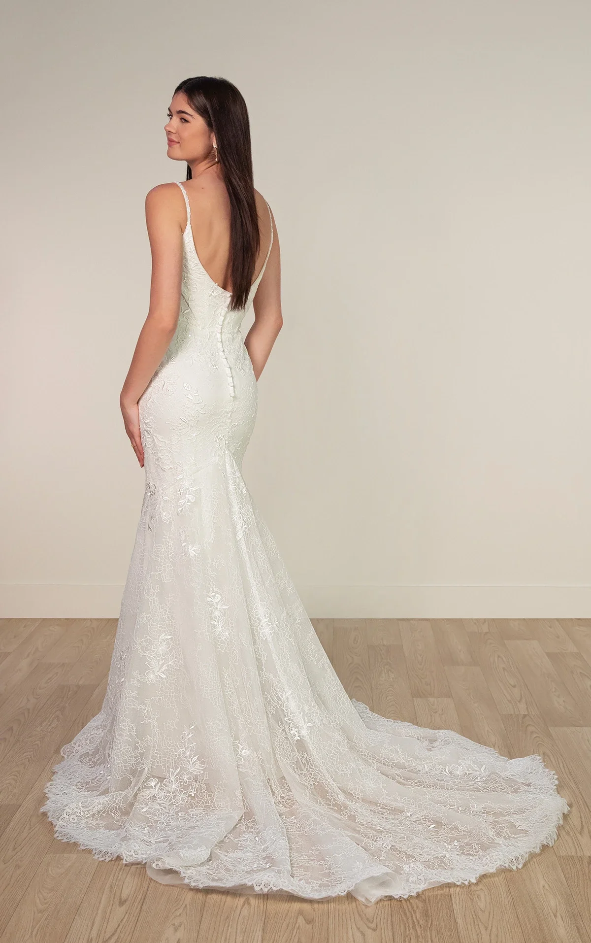 Floral Lace Fit-and-Flare Plus Size Wedding Dress with Sweetheart Neckline