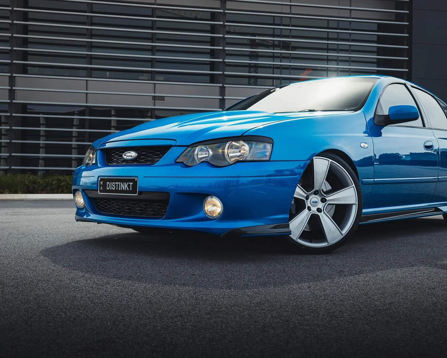 Some fresh shots !!!! Its that simple 🔥👌🏻

That blue is 💙💙

Owner: @distinkt_xr 
Photos: @tomkiny 

#phatlux #ccforged #ford #falcon #xr #xr6 #ba #bf #fg #fgx #fpv #xr8 #ford #luxpack #og20lux