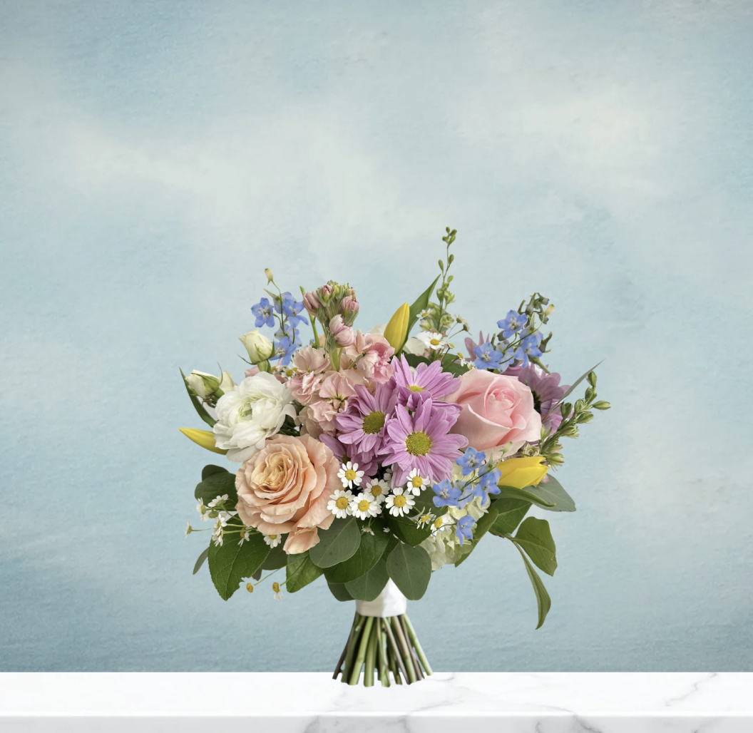 MEDIUM SPRING GARDEN BOUQUET