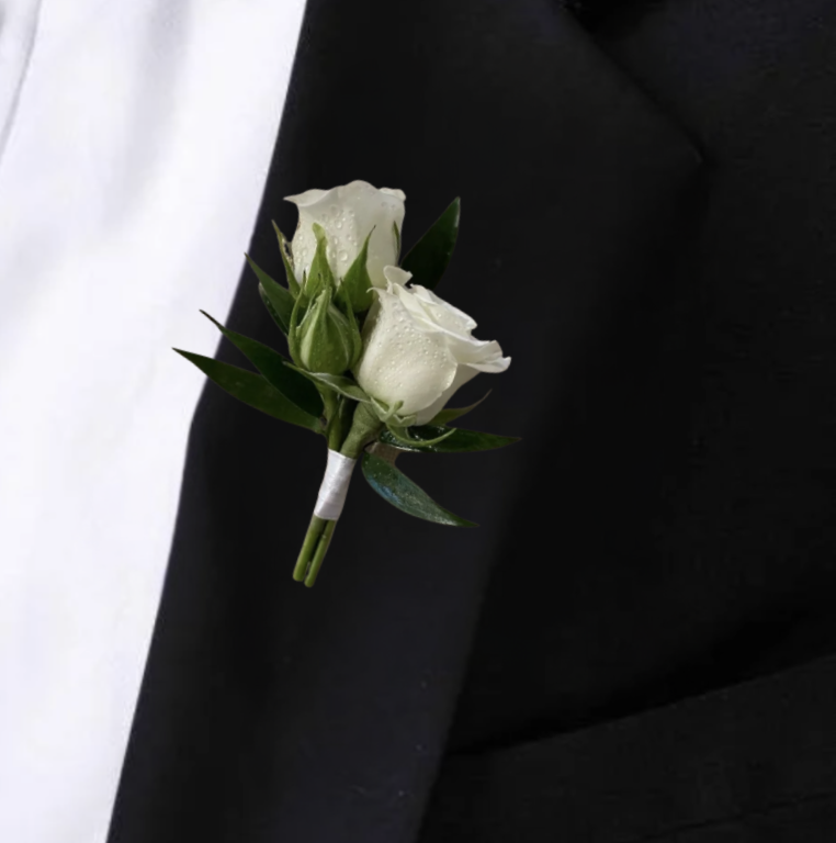 SPRAY ROSE BOUTONNIERE