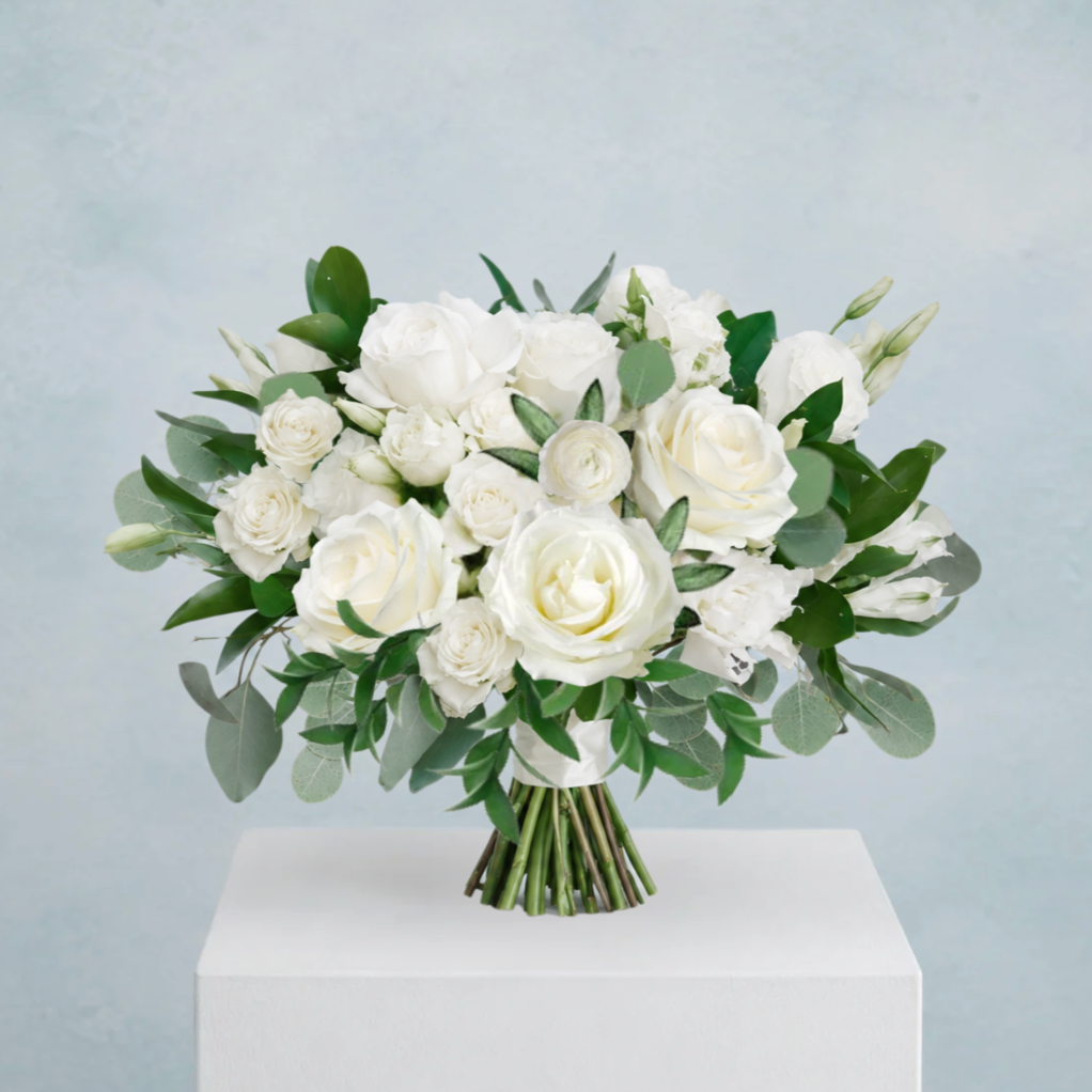 WHITE GARDEN WEDDING BOUQUET