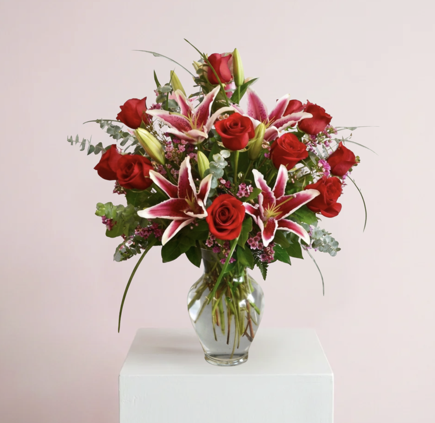 DOZEN ROSES WITH LILIES