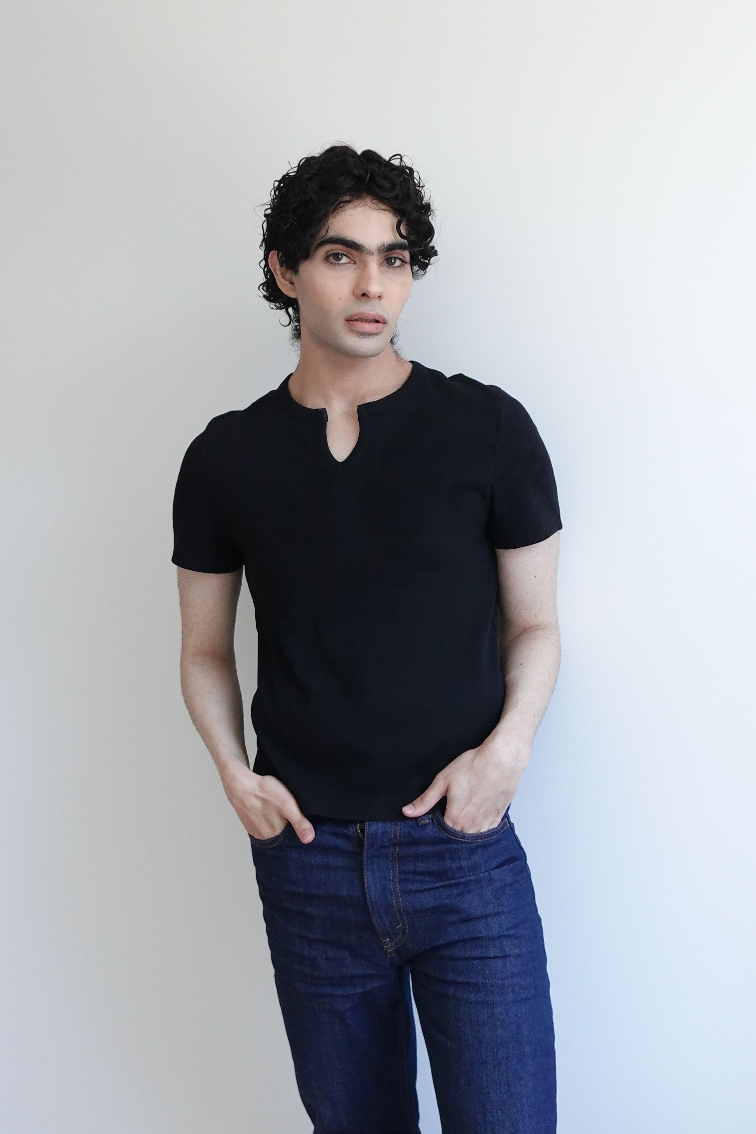 2-jad-saphir-main-book.jpg