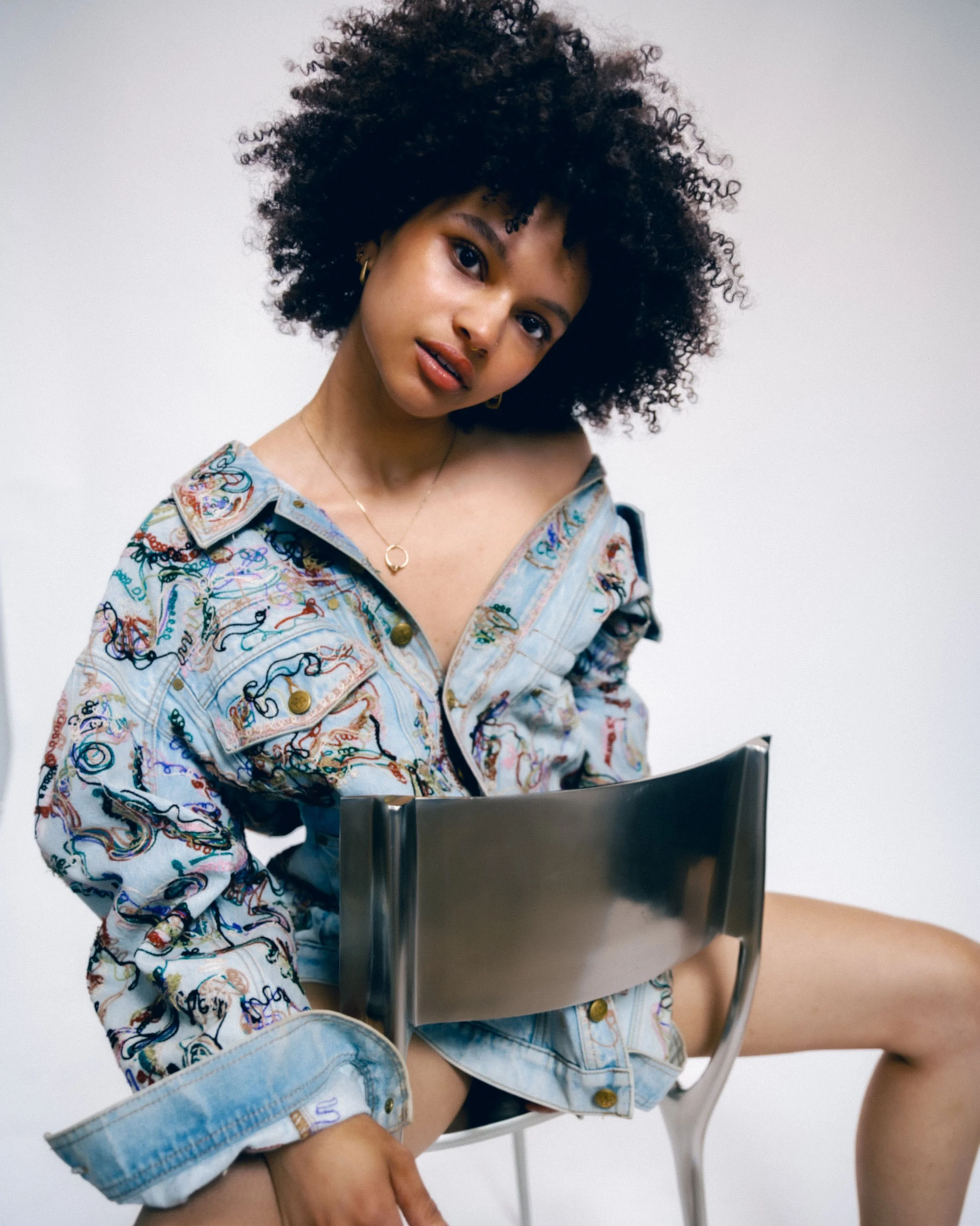9-zoe-ellese-main-book.jpg
