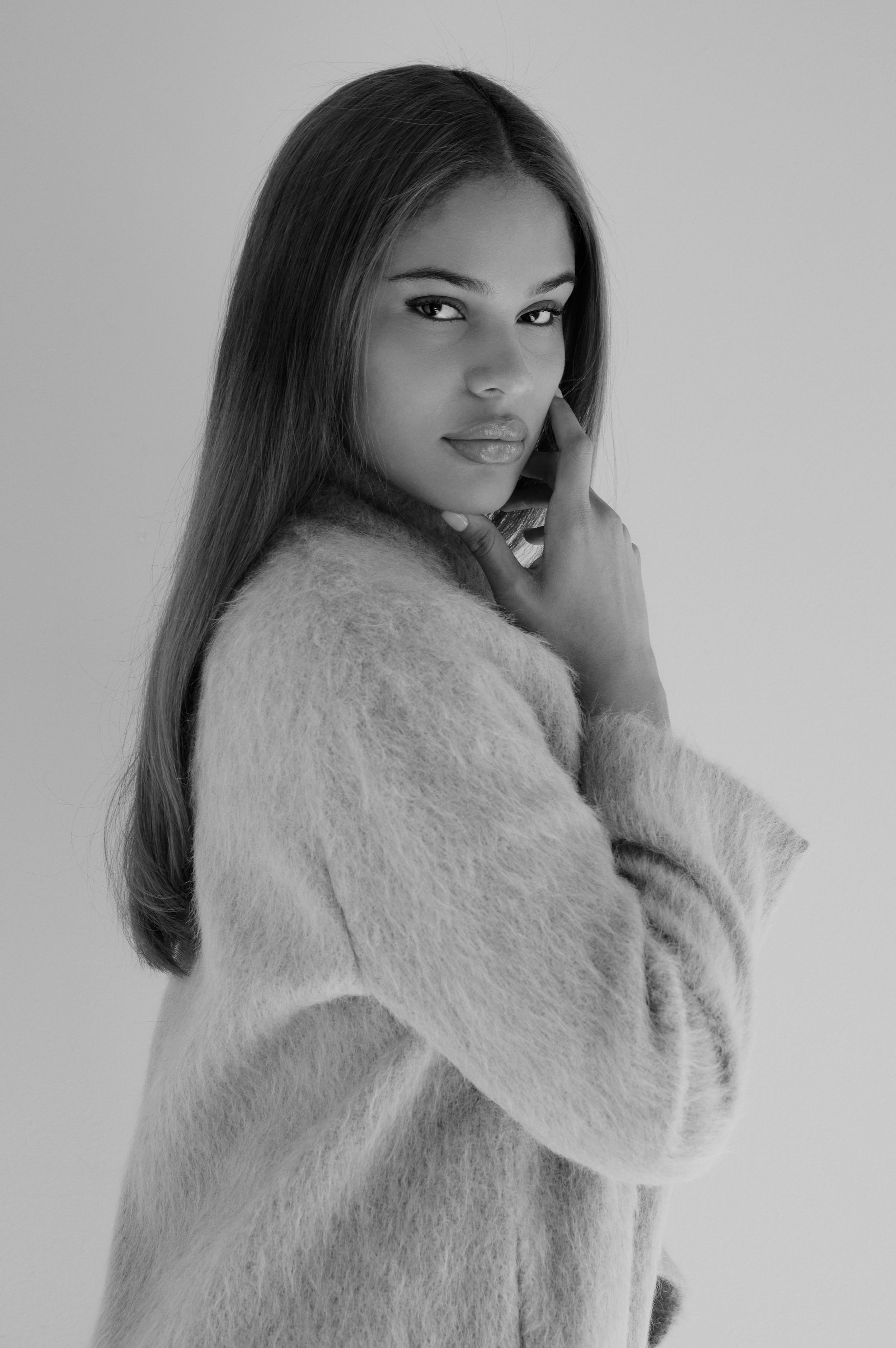 10-madelene-grullon-main-book.jpg