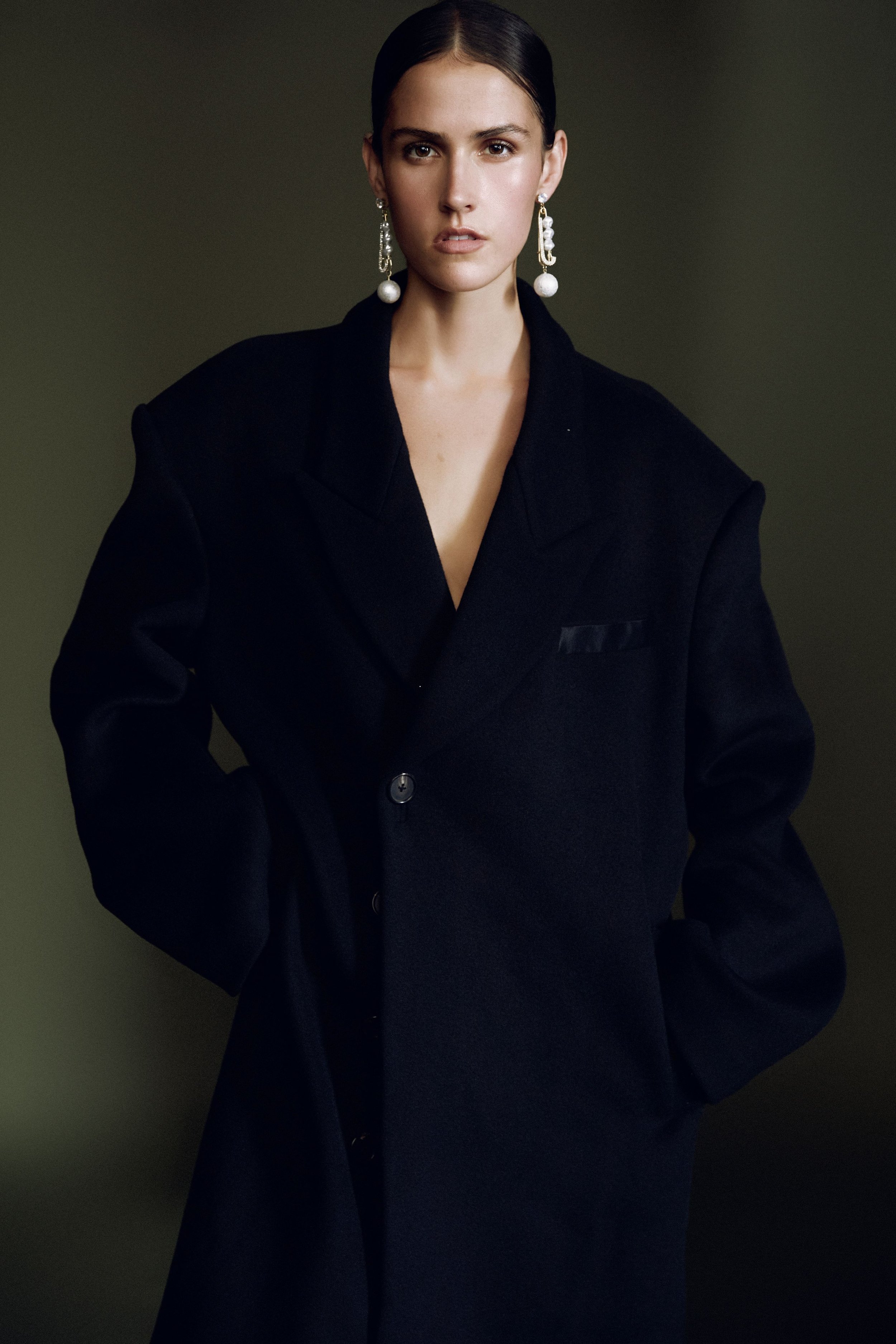 20-kira-thornton-main-book.jpg