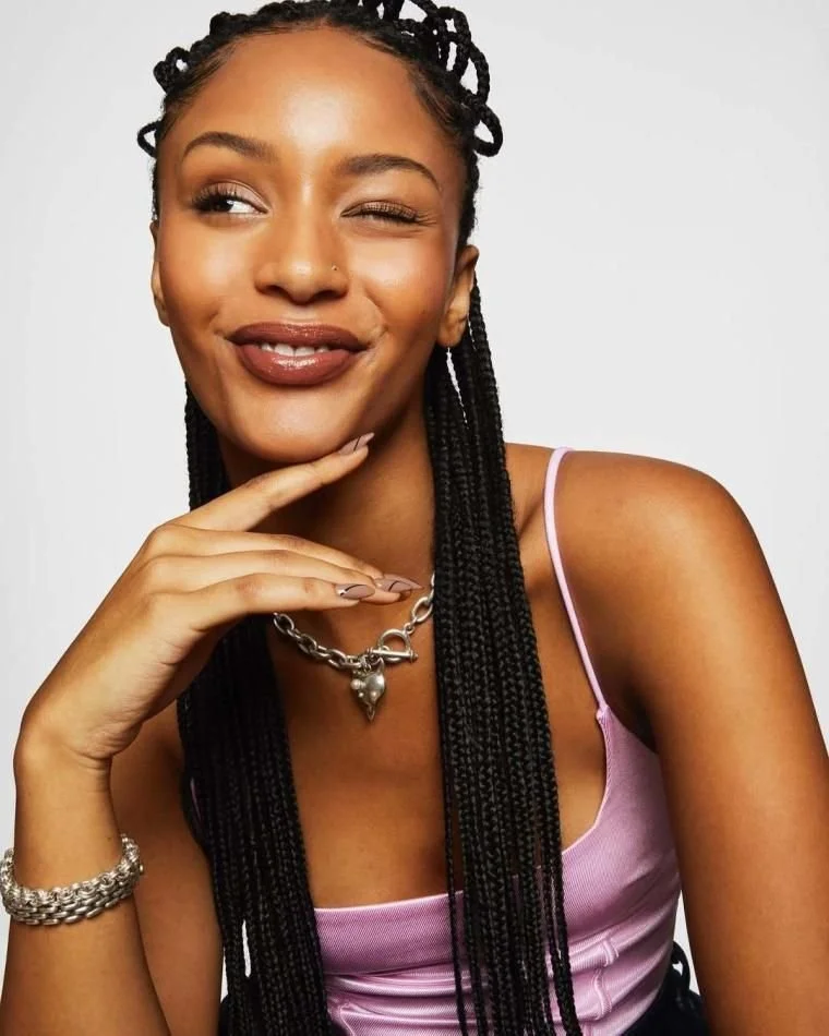 7-londyn-harris-main-book.jpg