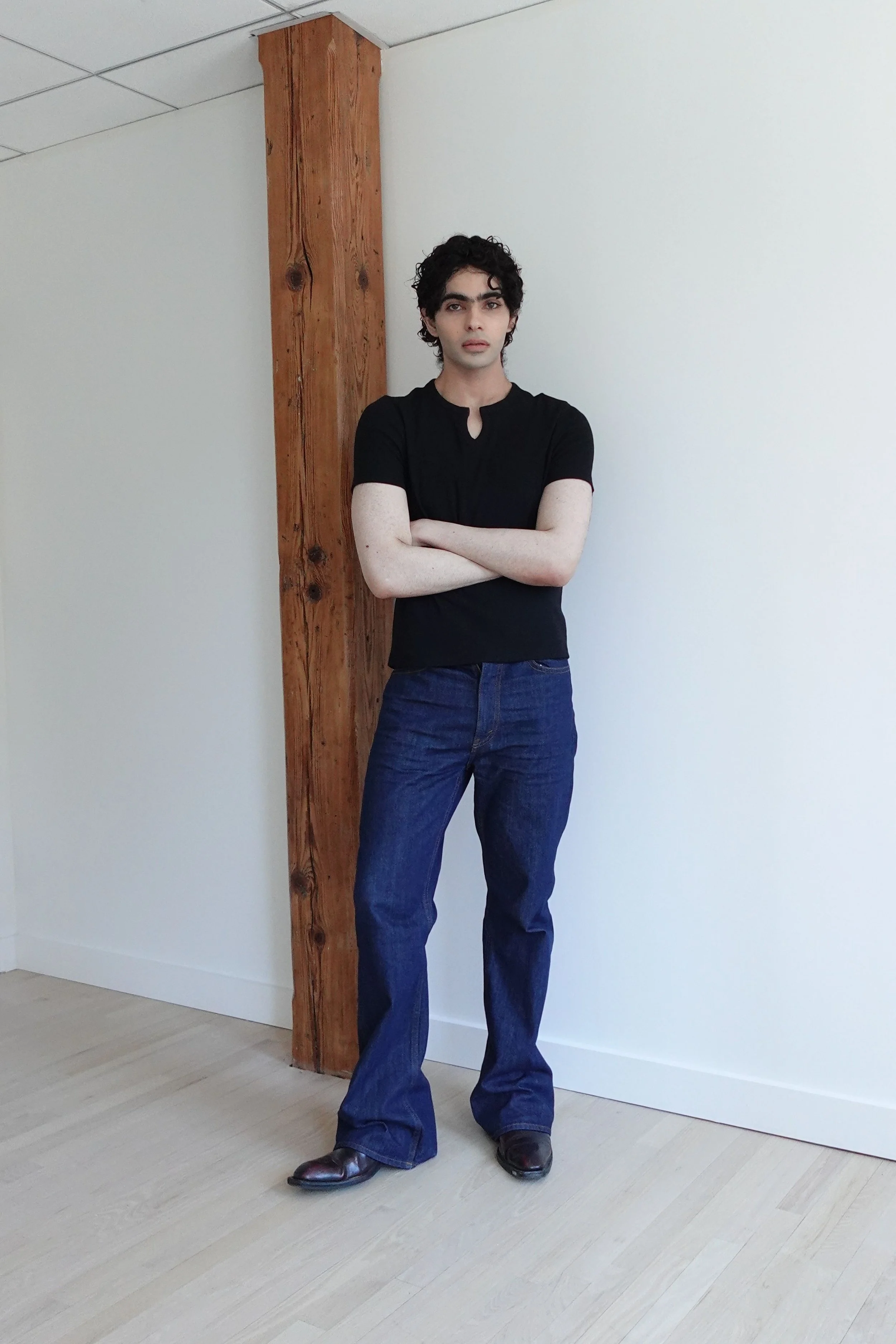 4-jad-saphir-main-book.jpg