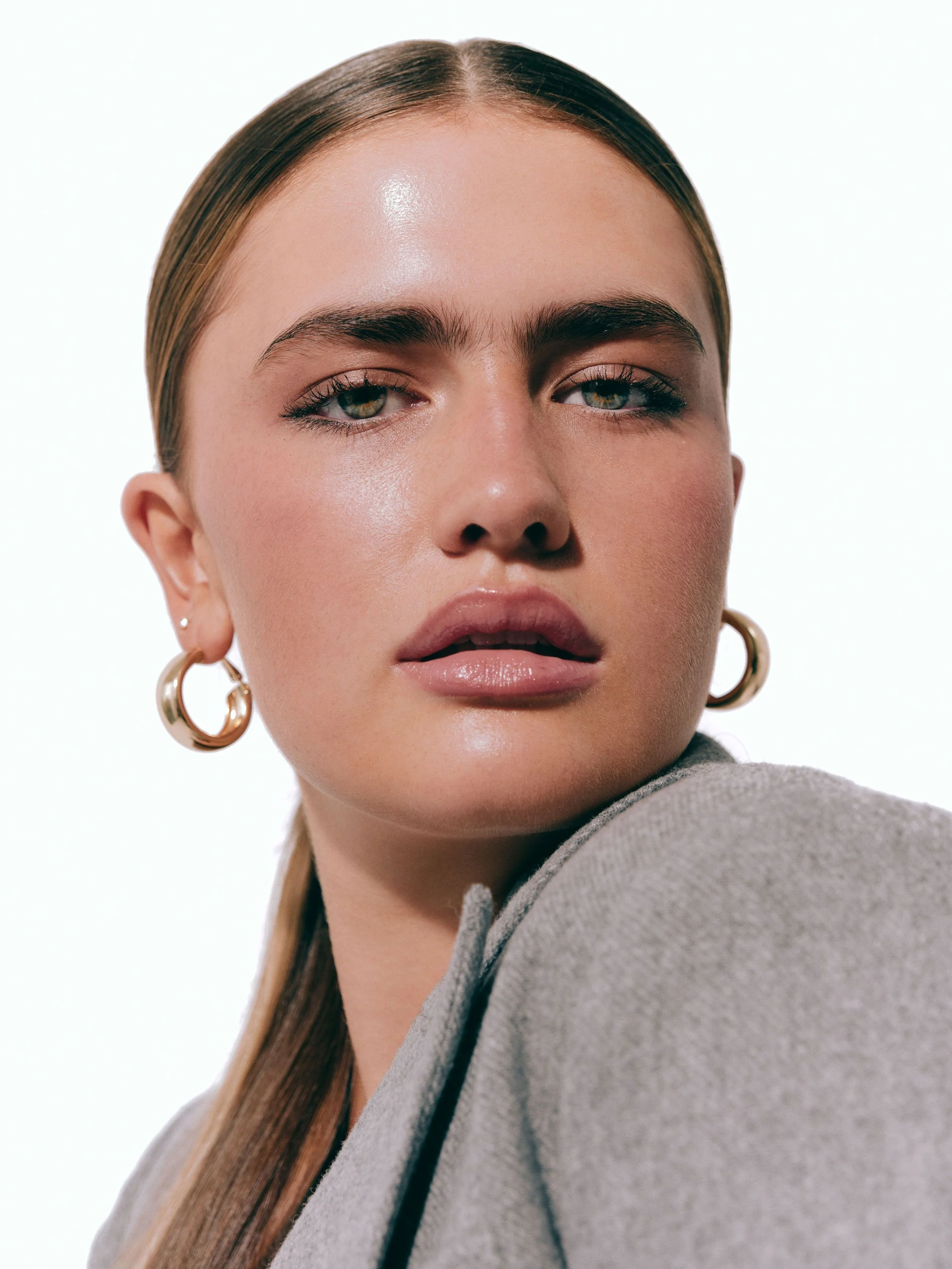 11-valentina-aberle-main-book.jpg