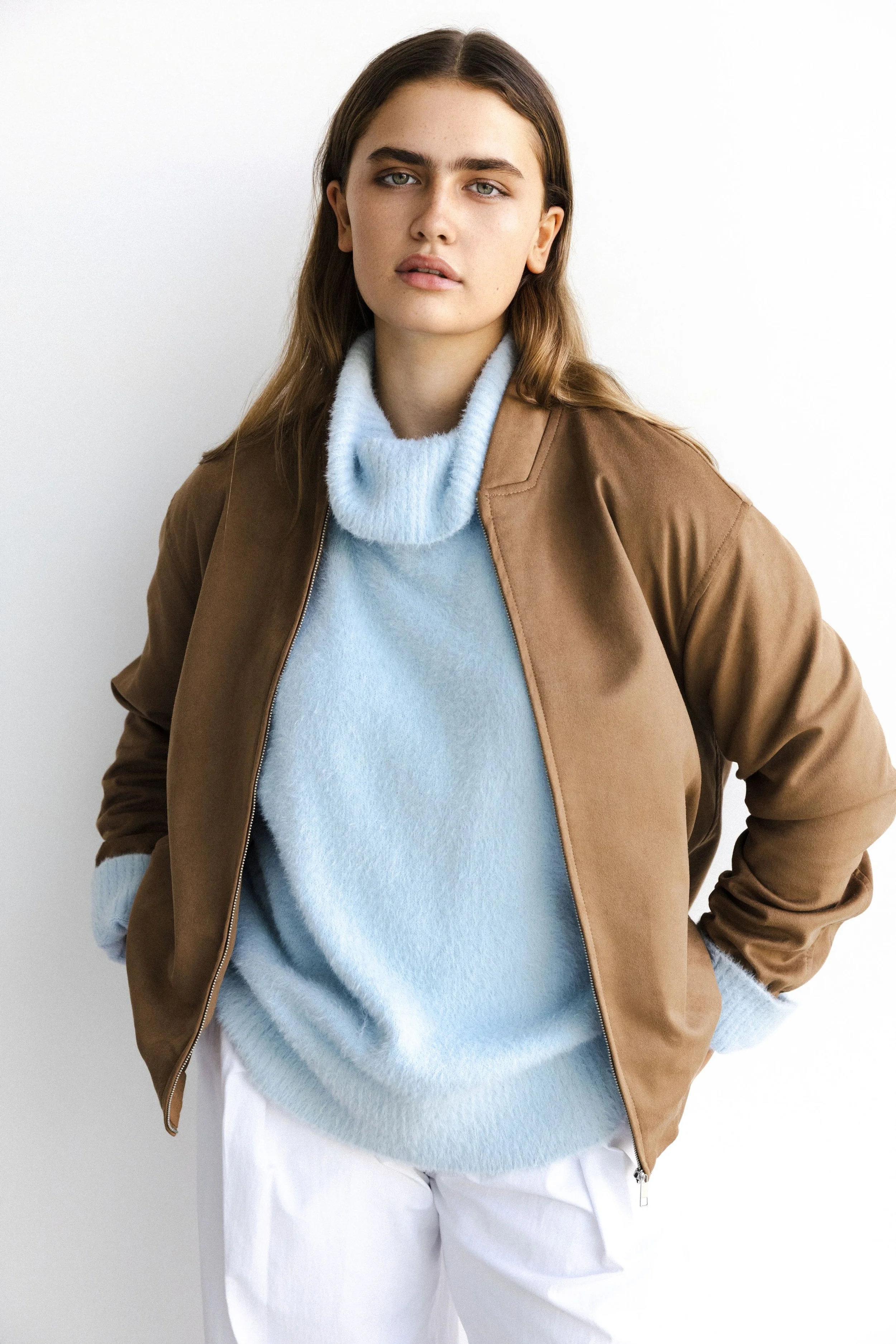 5-valentina-aberle-main-book.jpg