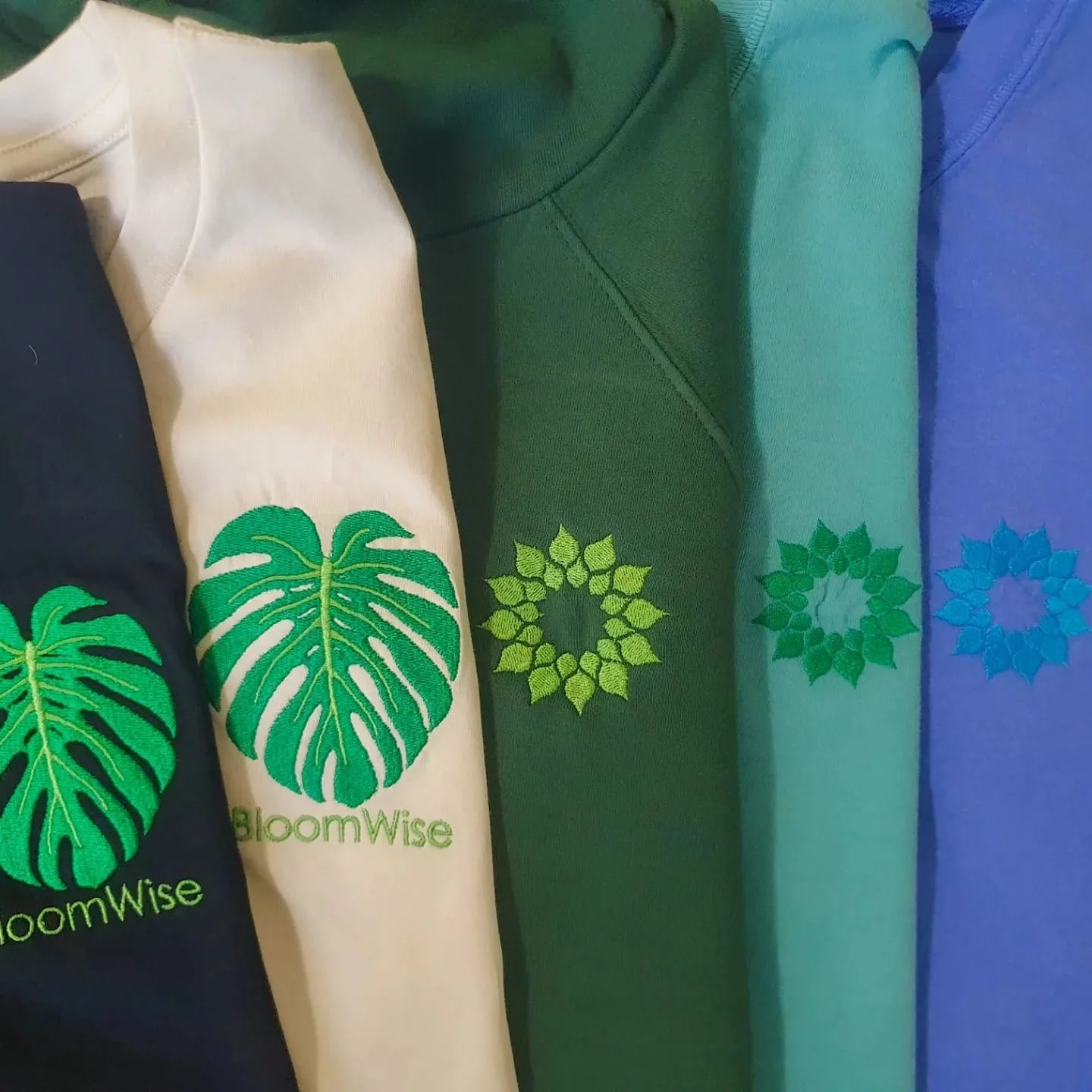 Don't forget to check out our latest designs at this year's @southeastplantshow 
🪴 🌱 🌿 
.
.
.
#bloomwise #plantdecoration #plantdesign #plantclothes #plantclothing #southeastplantshow #plantdecoration #plantsathome