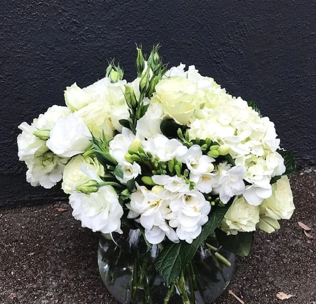 Flower shop in Studio City - THE CLANCY