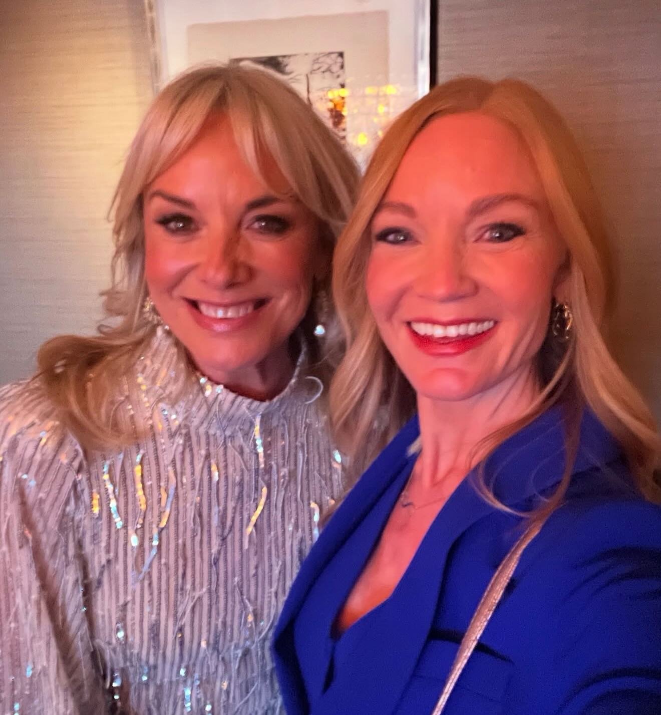 We want to say a heartfelt thank you to @donnaashworthwords and @theirnibs for their incredible support to We Free Women last year. 

Donna generously donated 50% of the proceeds from every item purchased from her shop to We Free Women throughout the