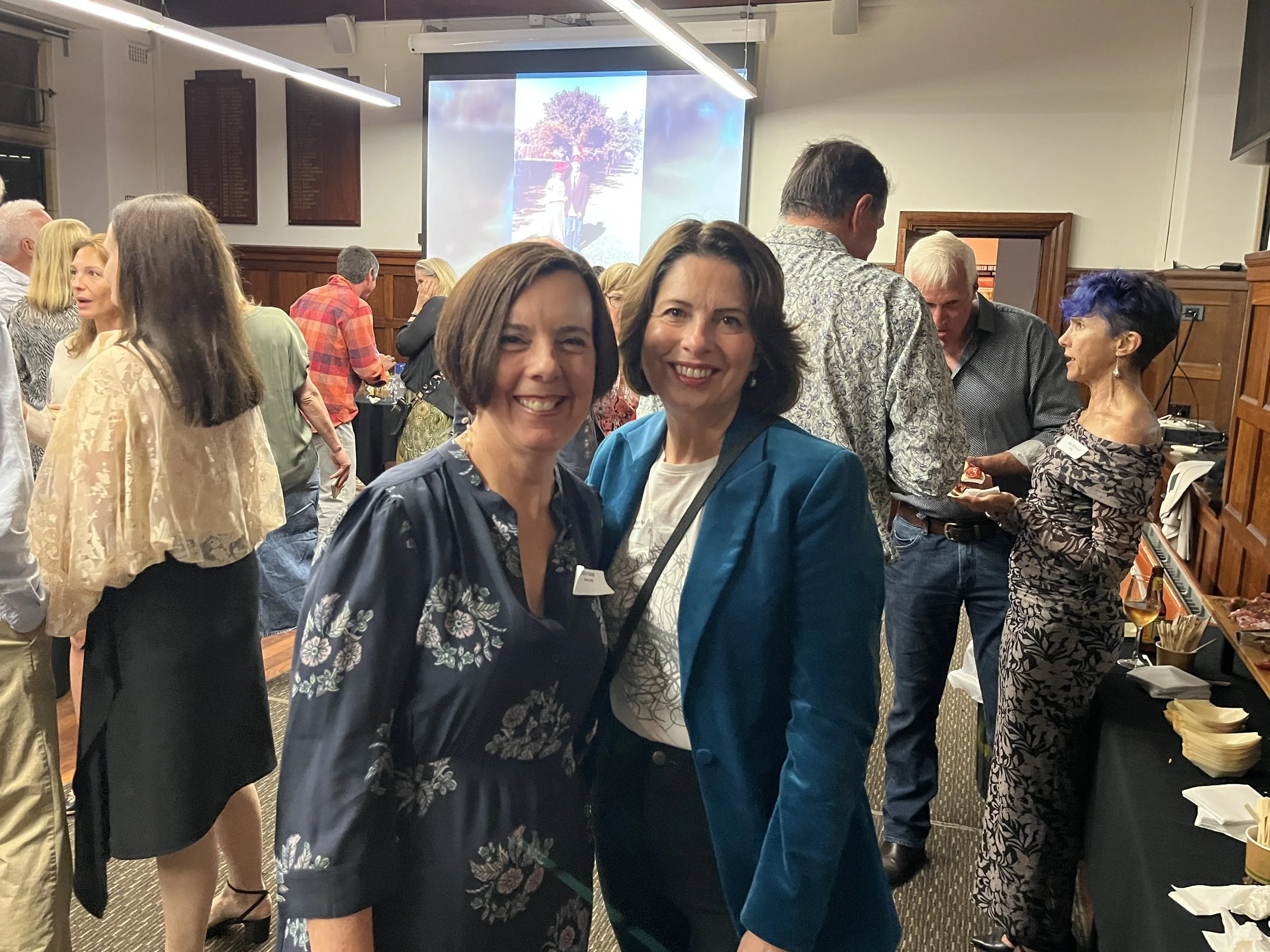  Kathy Reid (Bebb) &amp;  Megan McCracken (Egerton-Warburton) 