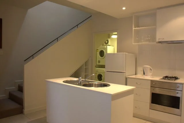 Memorial Wing Flat
