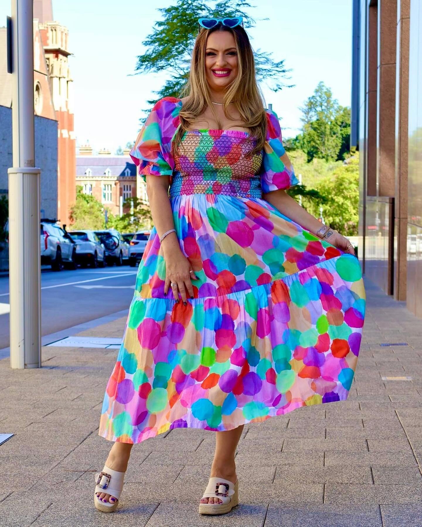 Shoutout to @km_art.life for this wonderful dress/piece of wearable art ! 🖼️ the minute I saw these bright colours I knew it was meant for me !! 🧡🩷🧡🩷🩵🩷🩵🩷

Congratulations @ragpopup for another successful day !!

#wearableart #fashionblogger 