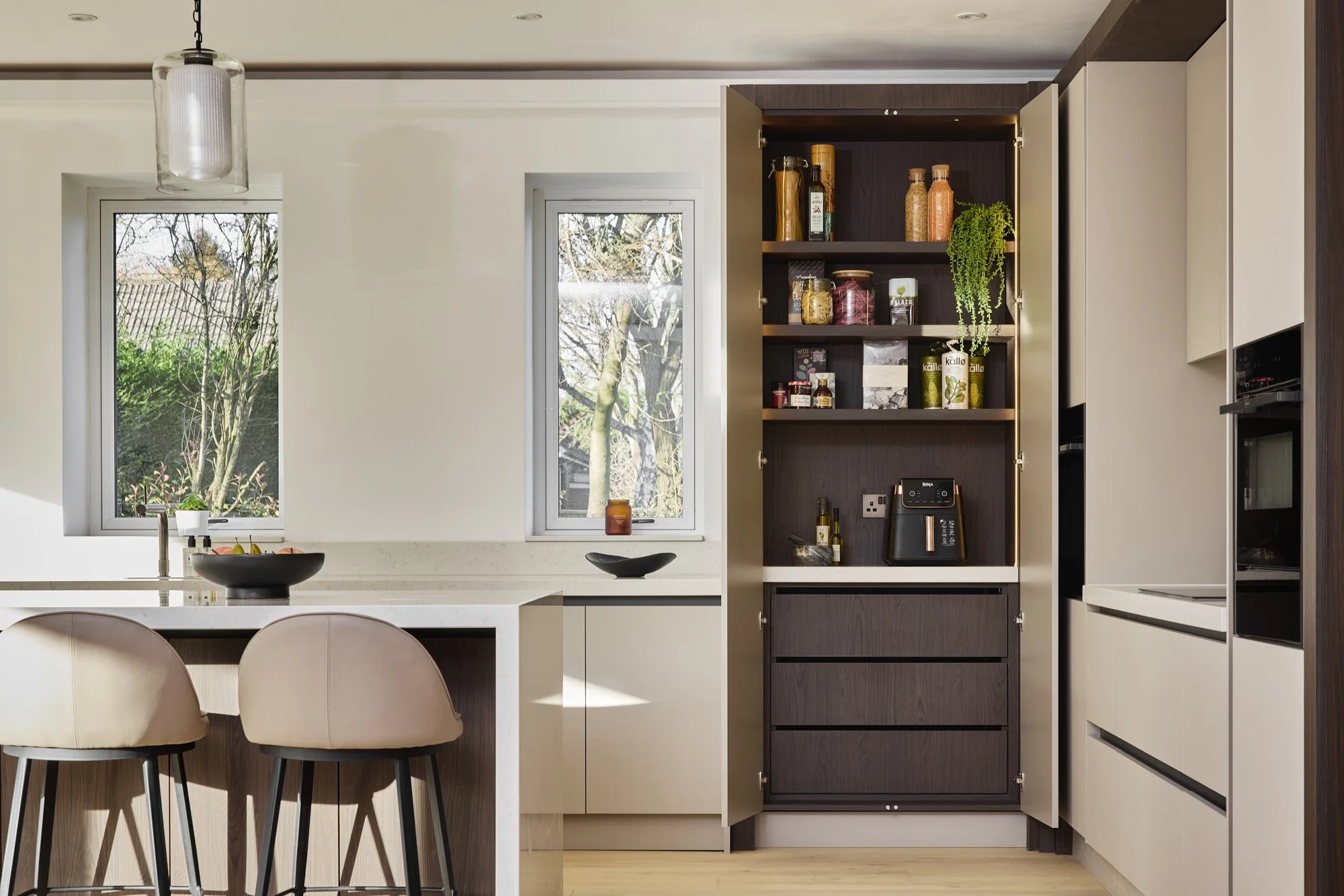 Bull dog Kitchens_Unity_0063_Low Res.jpg