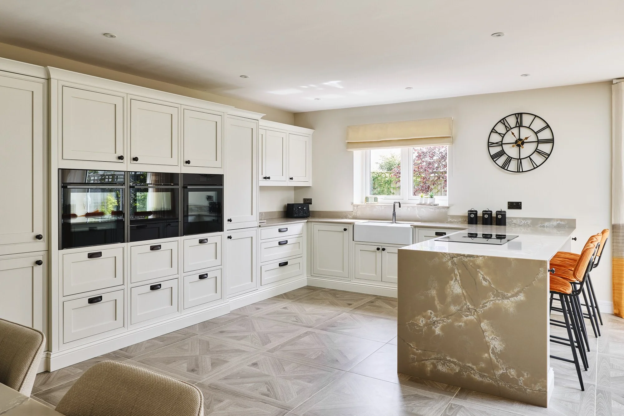 Clarendon in Taupe_Bulldog Kitchens_Life Kitchens_0068_Low Res.jpg