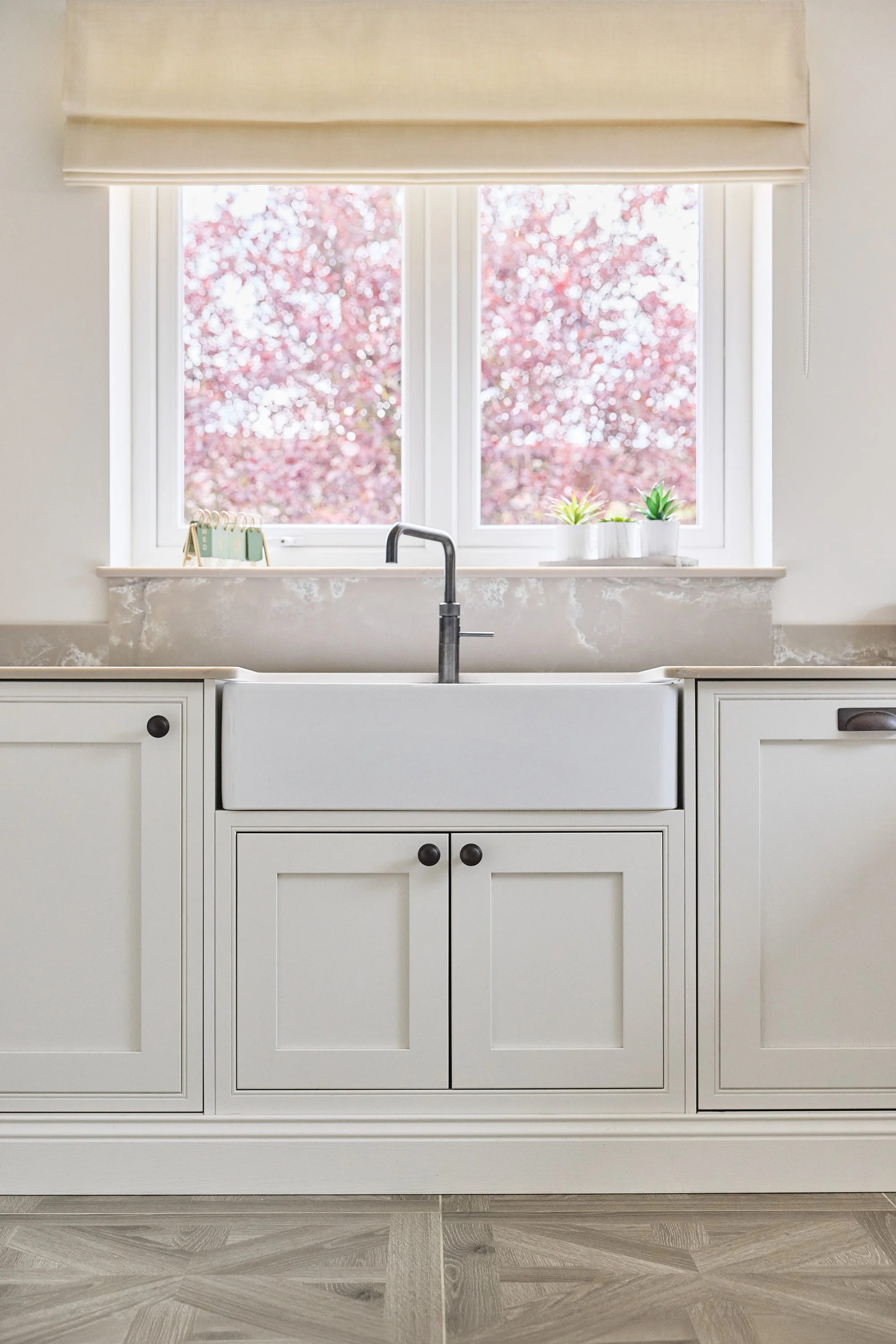 Clarendon in Taupe_Bulldog Kitchens_Life Kitchens_0105_Low Res.jpg