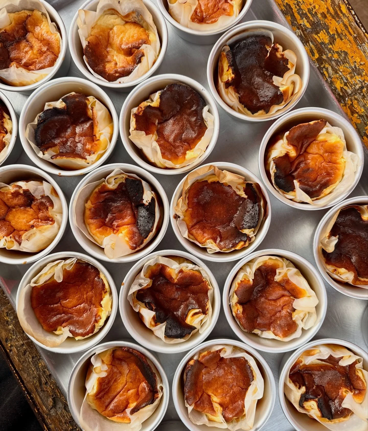 CHEESECAKE 🇪🇸

Serving slices was too much of a faf on so we&rsquo;re now baking our basque cheesecakes individually. Technically you can now justify eating an entire cheesecake to yourself (they&rsquo;re 4 inches) 🙄 

Much love 
🫶🏼