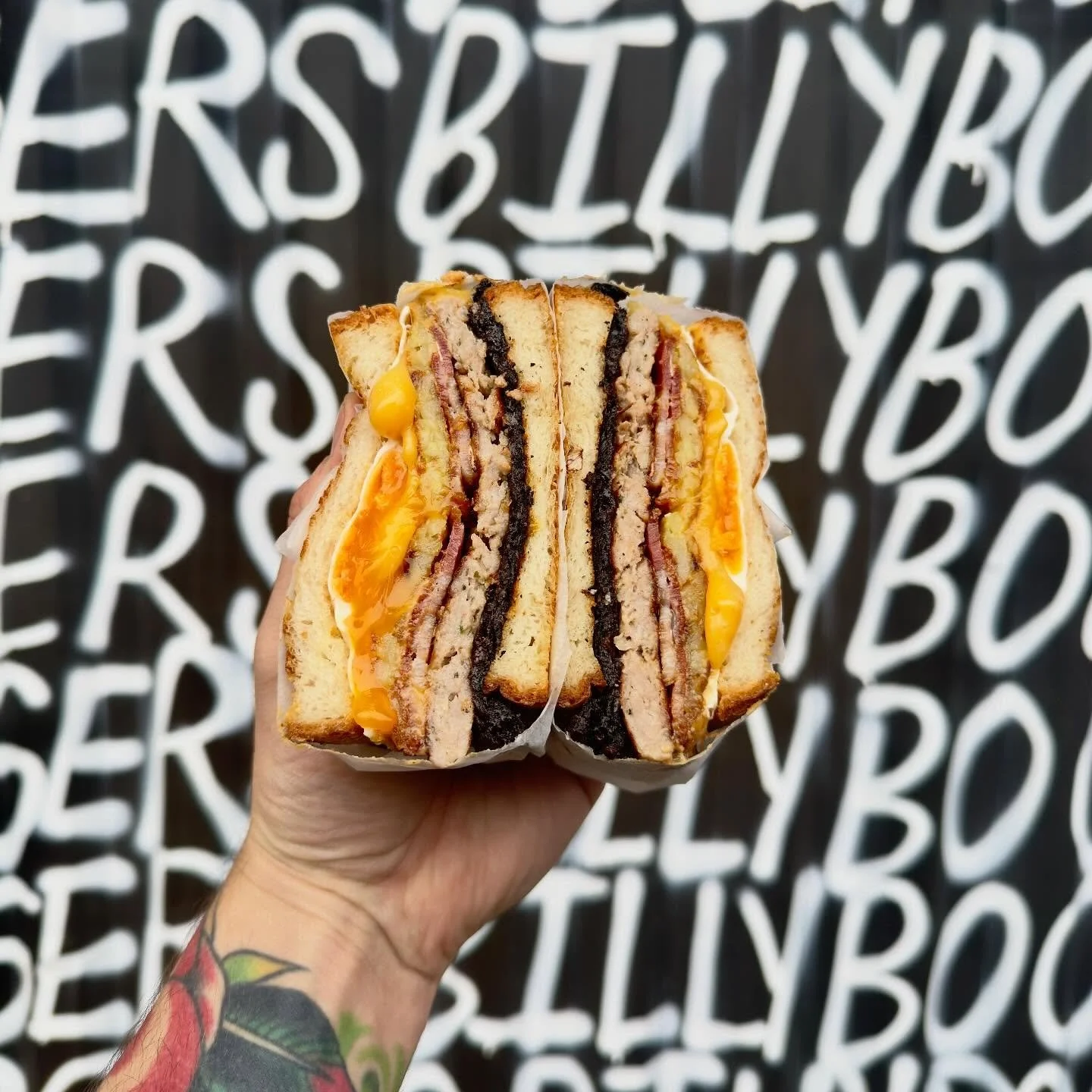 APPY&rsquo; SATURDAY

we&rsquo;ve got brekky from 9-1130 on uber eatz then all the usual burgers, sides &amp; fries from 12 all the way up til 9.

come get your fix.

🫶🏼