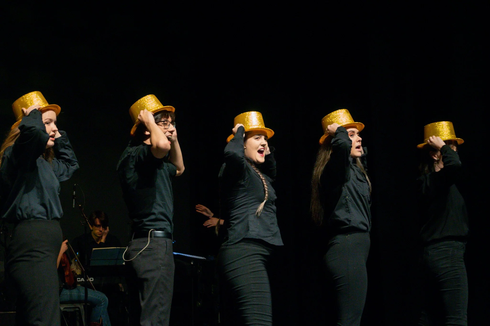 Stage Shots 35.jpg