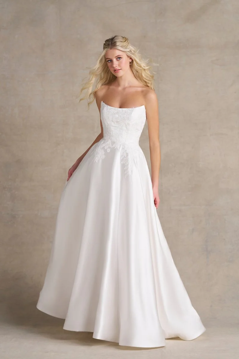 R3984-Studio-01-800x1201-cb6eae5.jpg