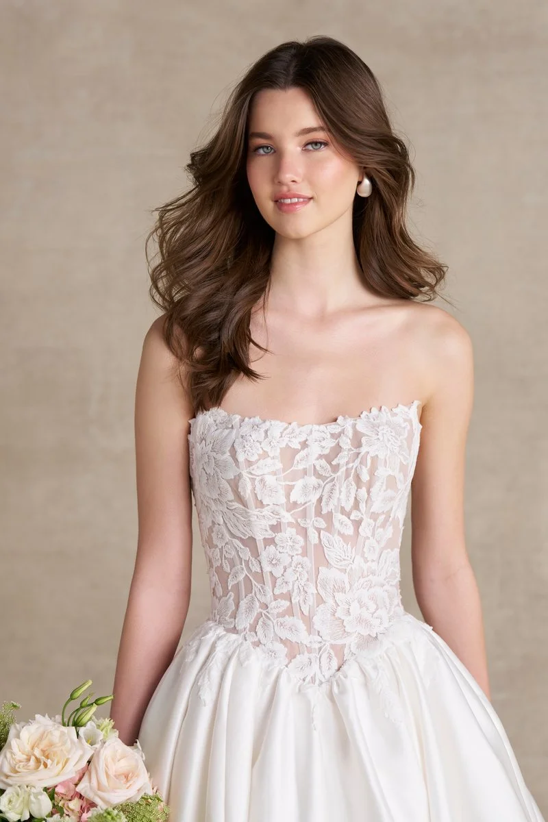 R3970-Studio-02-800x1200-cb6eae5.jpg