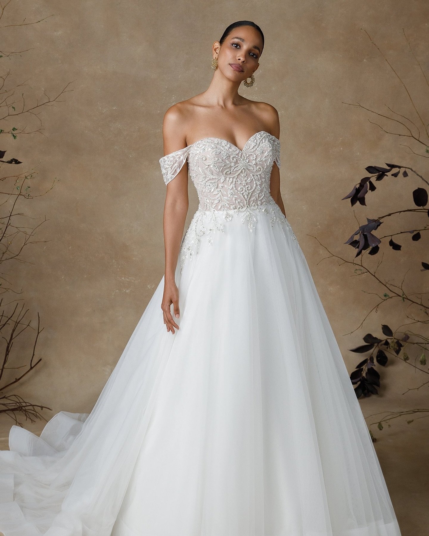Gladys is a beautiful aline with beaded bodice - not only is she an orderable style but she&rsquo;s just been added to the outlet collection in a 14/16 with a saving of over &pound;1,300!!!!! Be quick - she won&rsquo;t be around for long!!