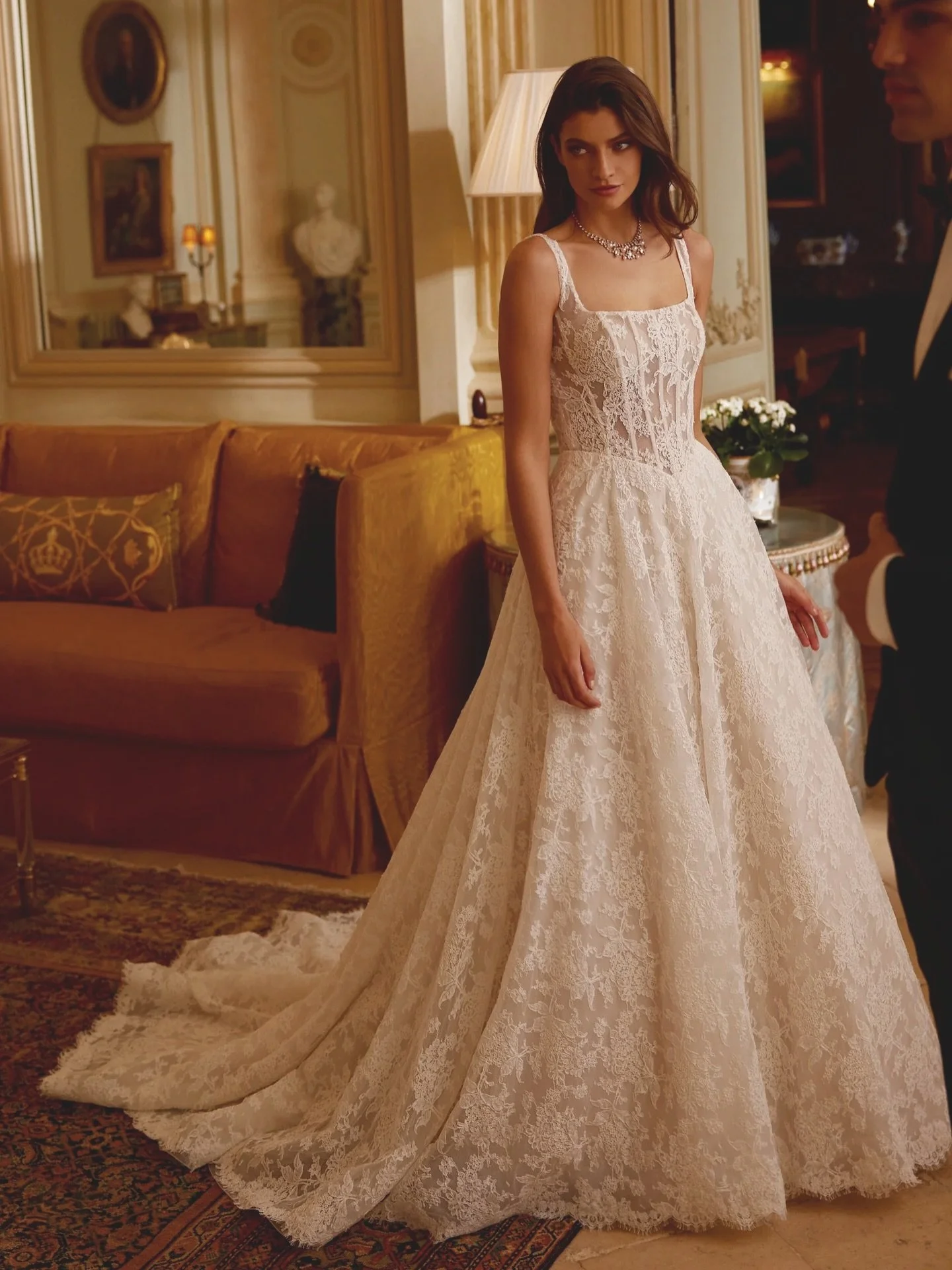 ✨ HERE UNTIL SATURDAY 13TH DECEMBER ONLY!! ✨

Joelle is an Allover Lace A-Line Gown with Sheer Corset Bodice and Basque Waist from @justinalexander and she&rsquo;s here to try until next weekend only!!