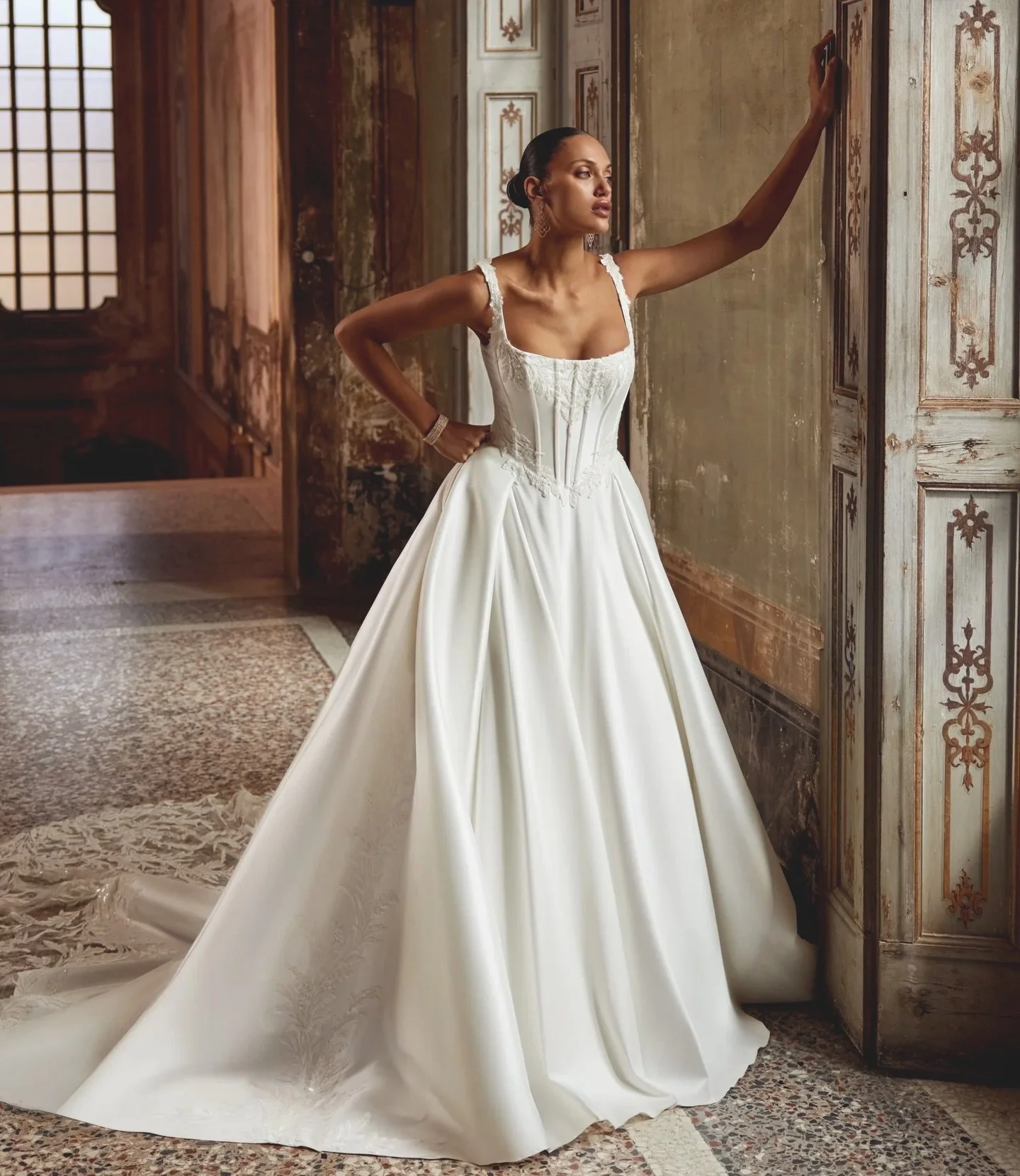 ✨ Basque Waist Beauties!! ✨

Basque waist wedding dresses are all about timeless romance!! With a beautifully contoured waist that dips into a soft V, they elongate the silhouette and create an effortlessly elegant shape&mdash;perfect for brides who 