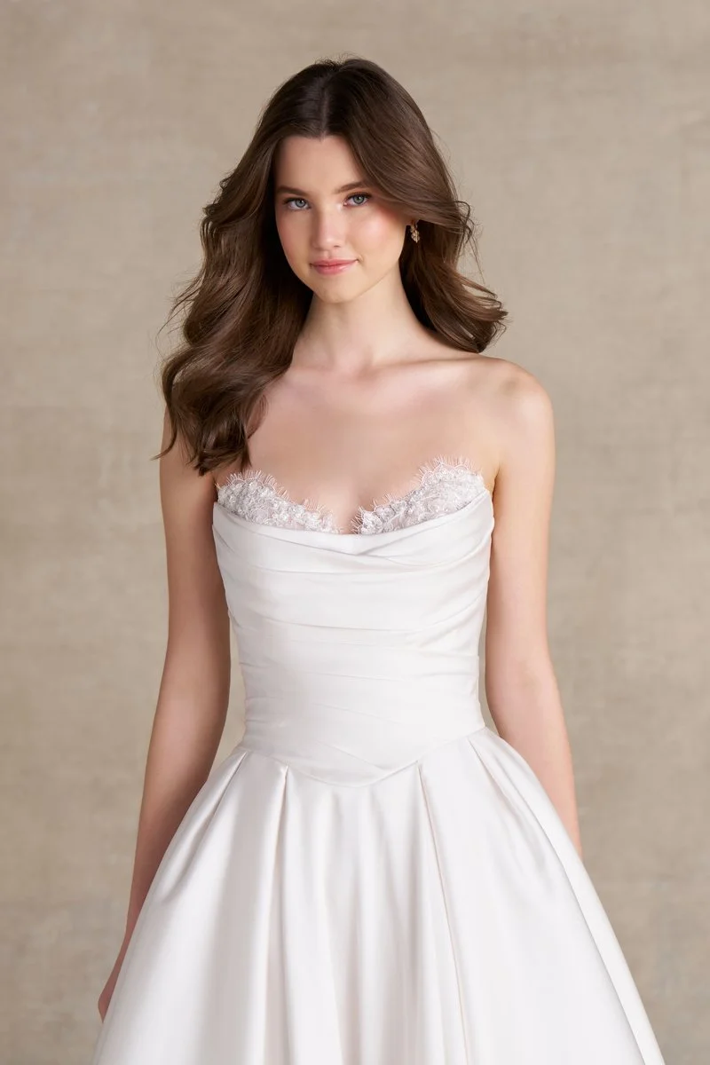 R3975-Studio-02-800x1201-cb6eae5.jpg